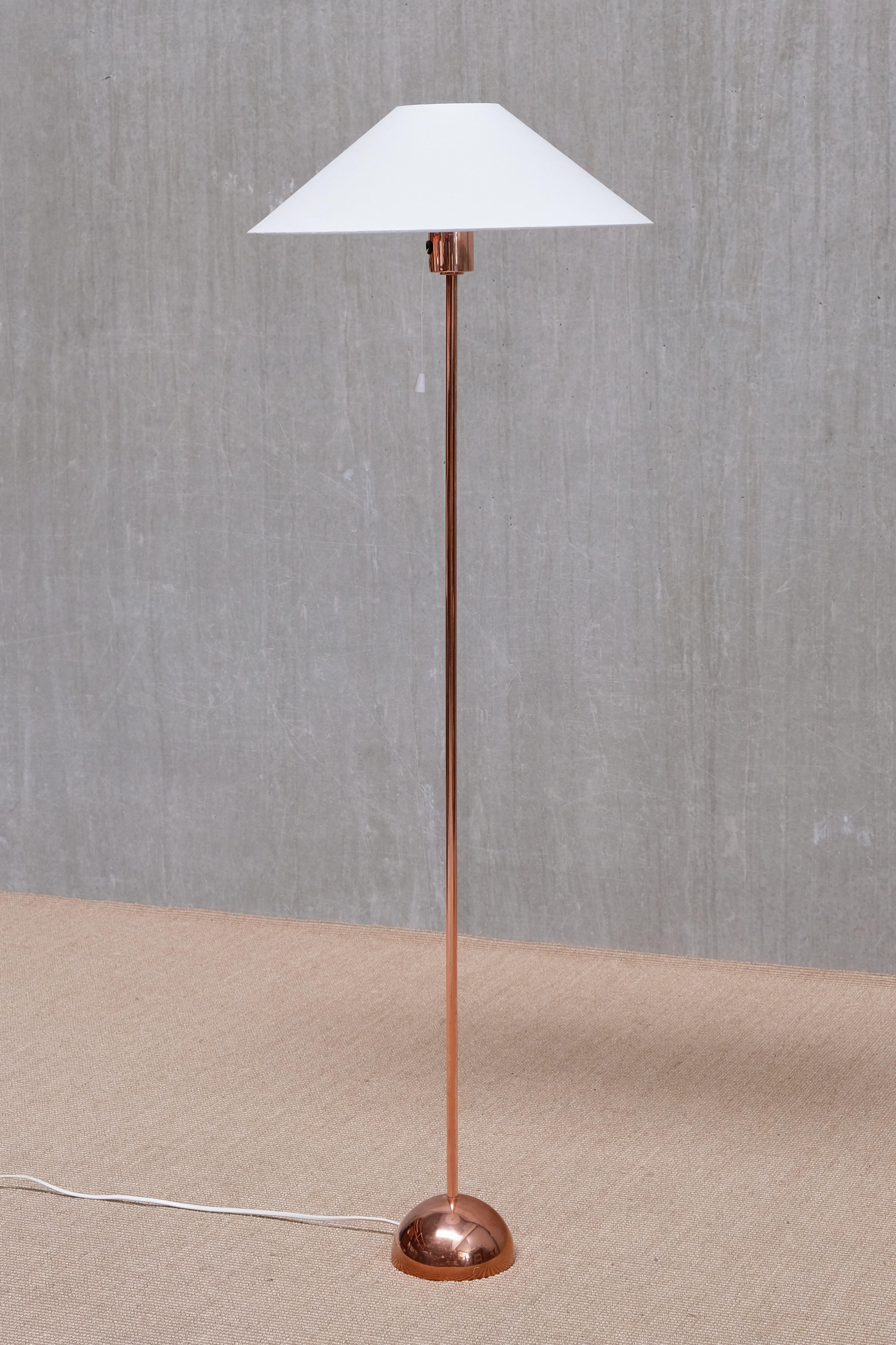 The Modern Scandinavian Bergboms 'G01' Stehleuchte aus Kupfer, Schweden, 1960er Jahre im Angebot 1