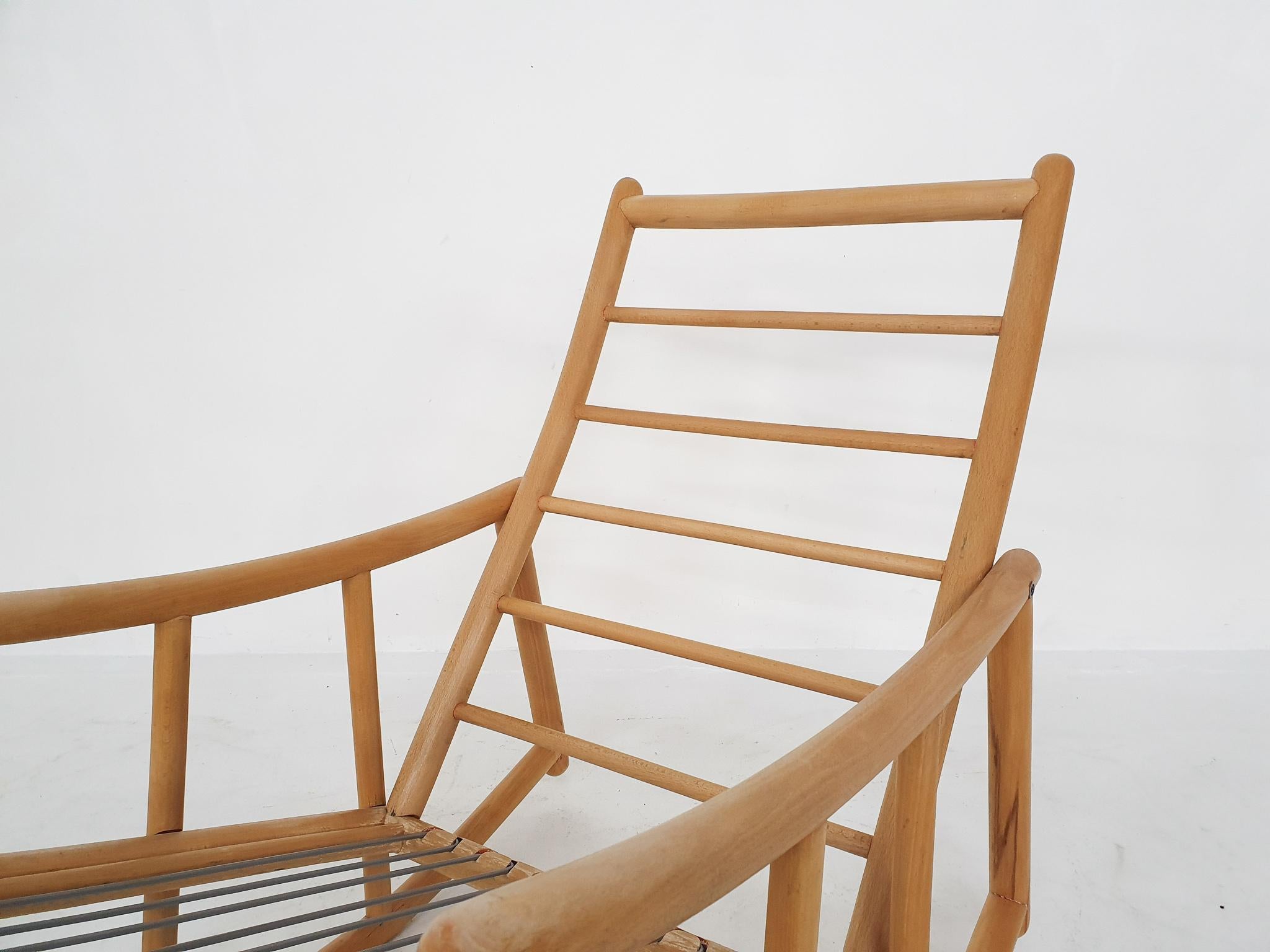 Scandinavian Modern Birch Spindle Rocking Lounge Chair, 1960's For Sale 5