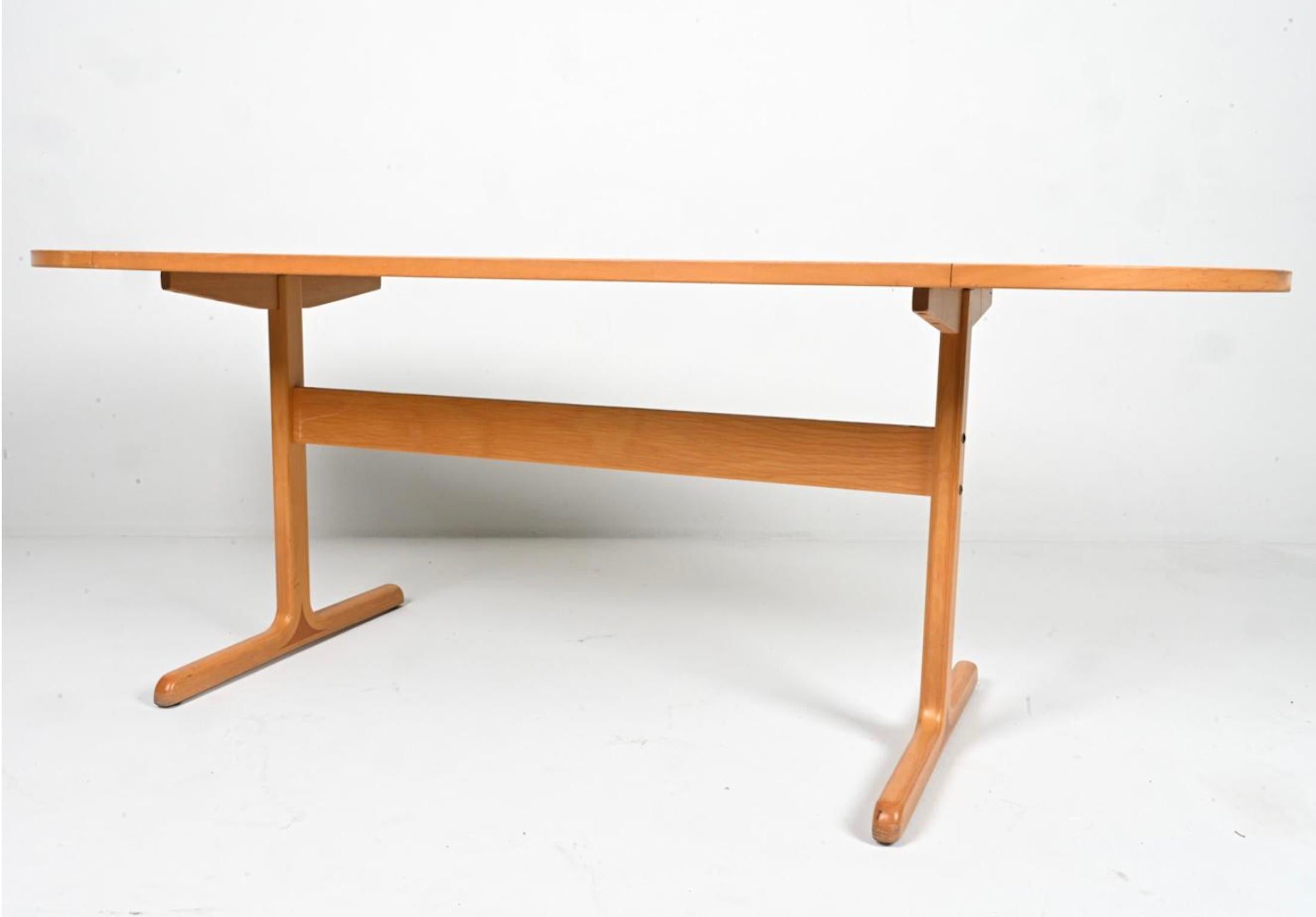 Danish Scandinavian Modern Birch Laminate oval Racetrack Dining table For Sale