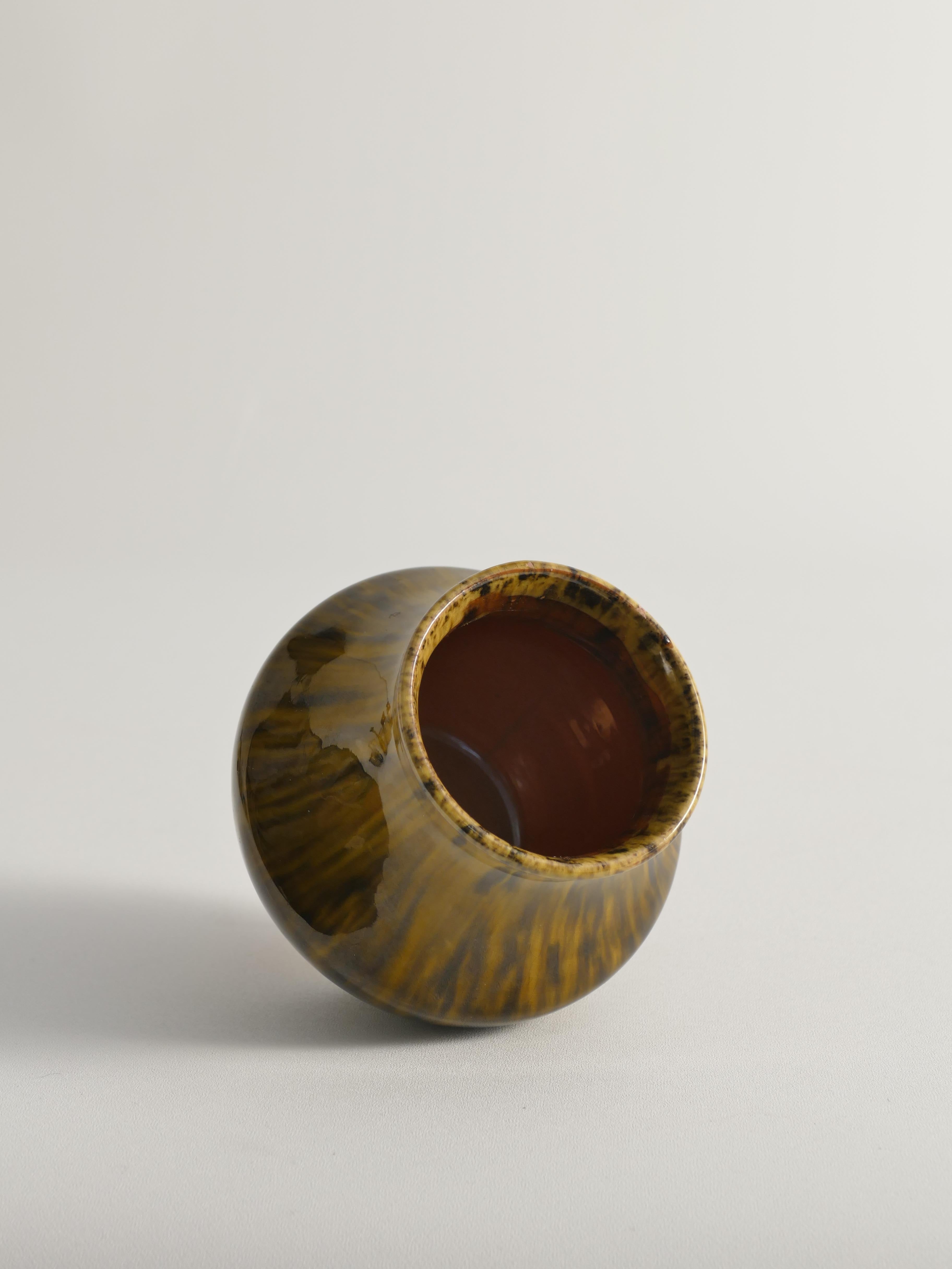 Vaso moderno scandinavo in ceramica smaltata nera e Oliver, Nittsjö Keramik, anni '60 in vendita 2