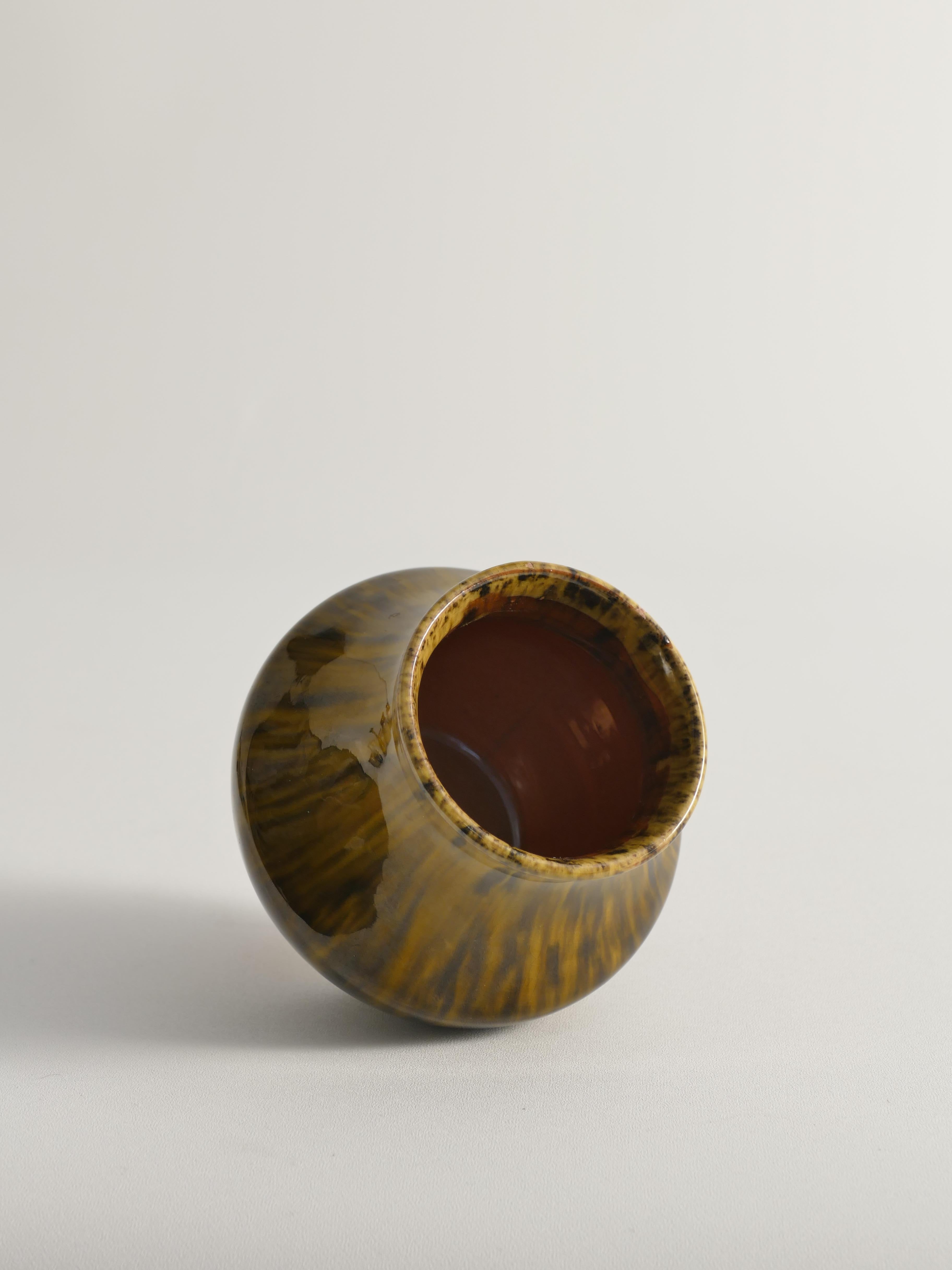 Vaso moderno scandinavo in ceramica smaltata nera e Oliver, Nittsjö Keramik, anni '60 in vendita 3