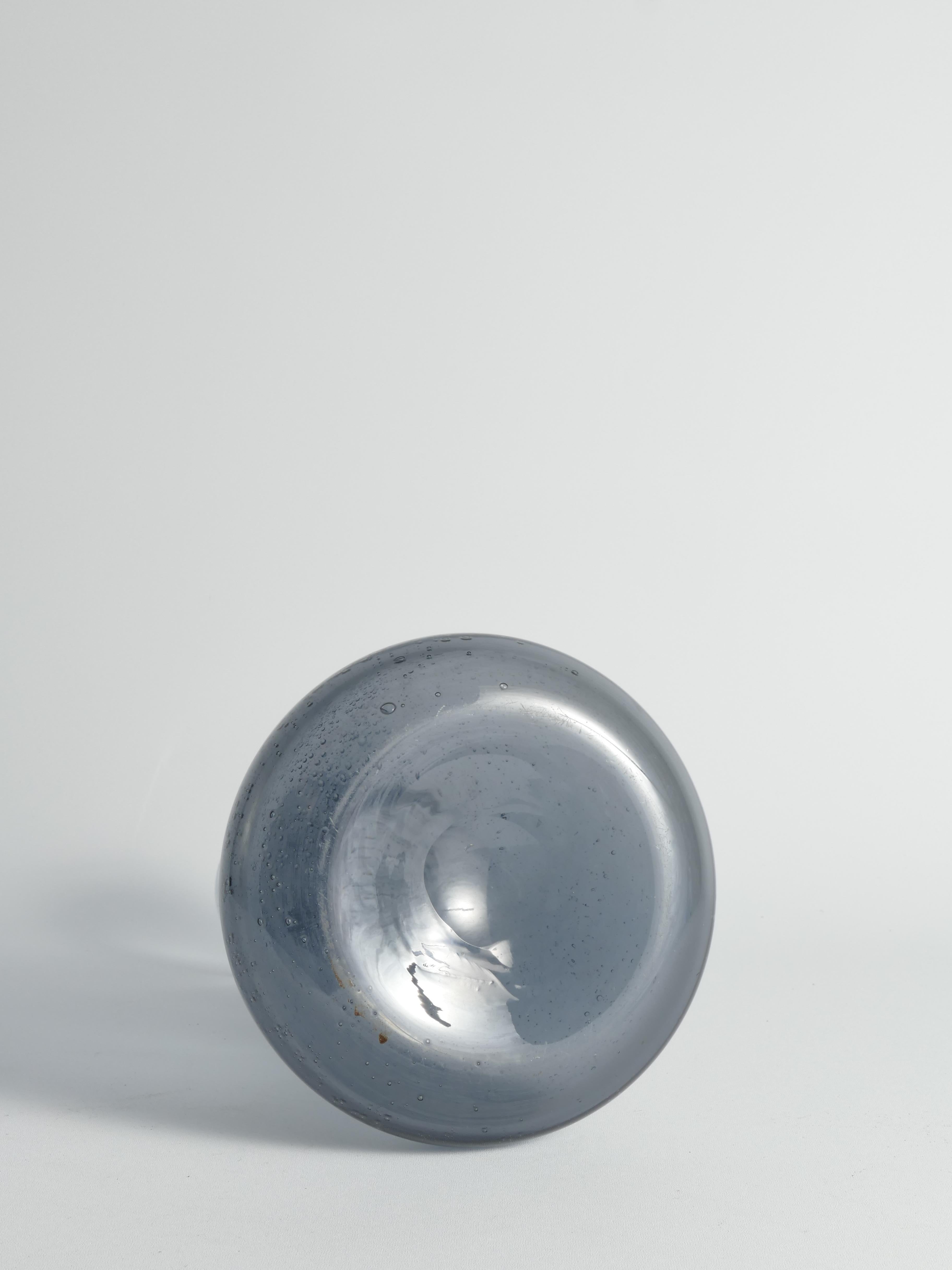 Scandinavian Modern Blue Glass Vase by Erik Höglund for Boda, Sweden 1960's For Sale 2