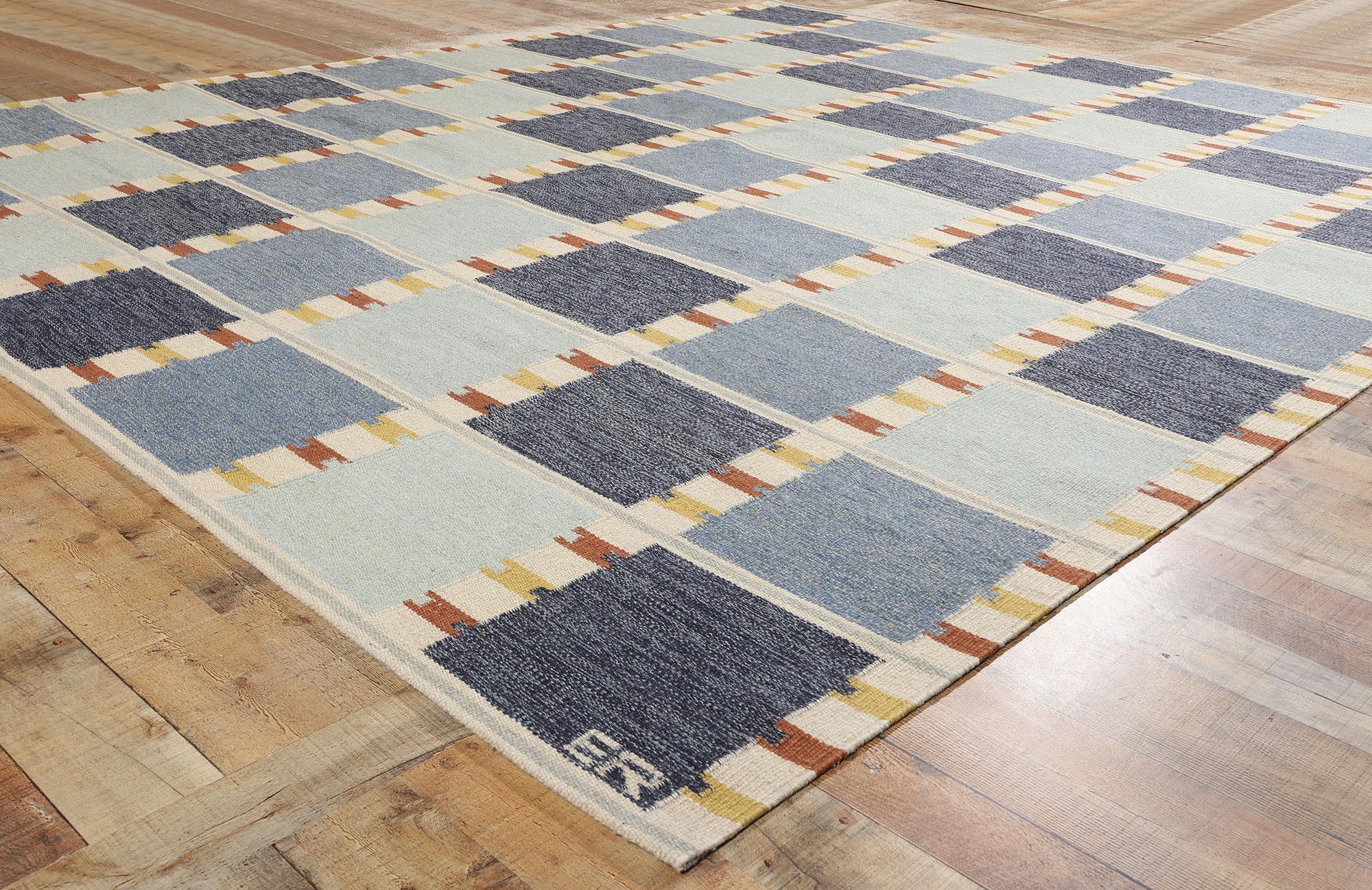 XXI secolo e contemporaneo New Scandinavian Swedish Inspired Kilim Röllakan, 10'2 x 11'10 in vendita