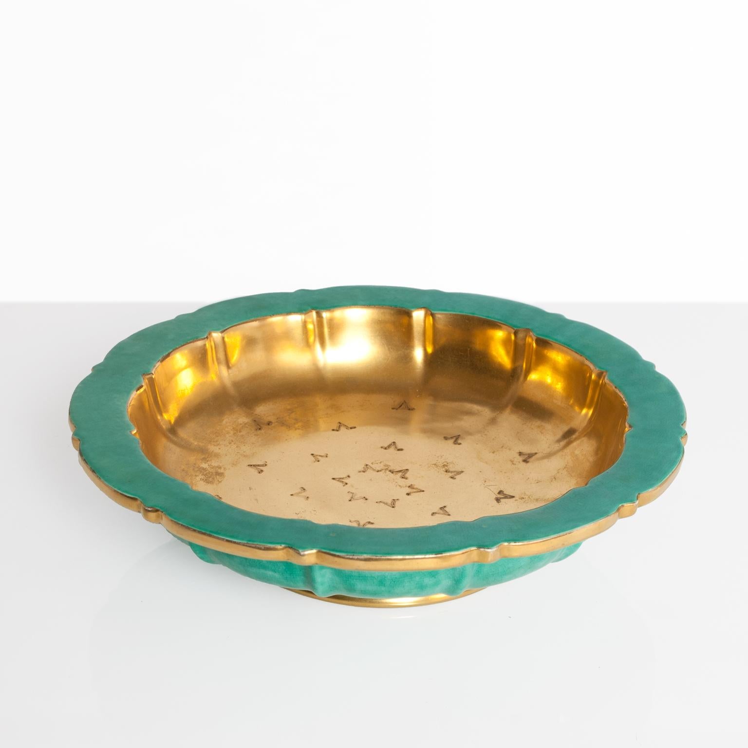 Scandinavian Modern Bowl by Wilhelm Kage for Gustavsberg Gold and Green In Excellent Condition In New York, NY