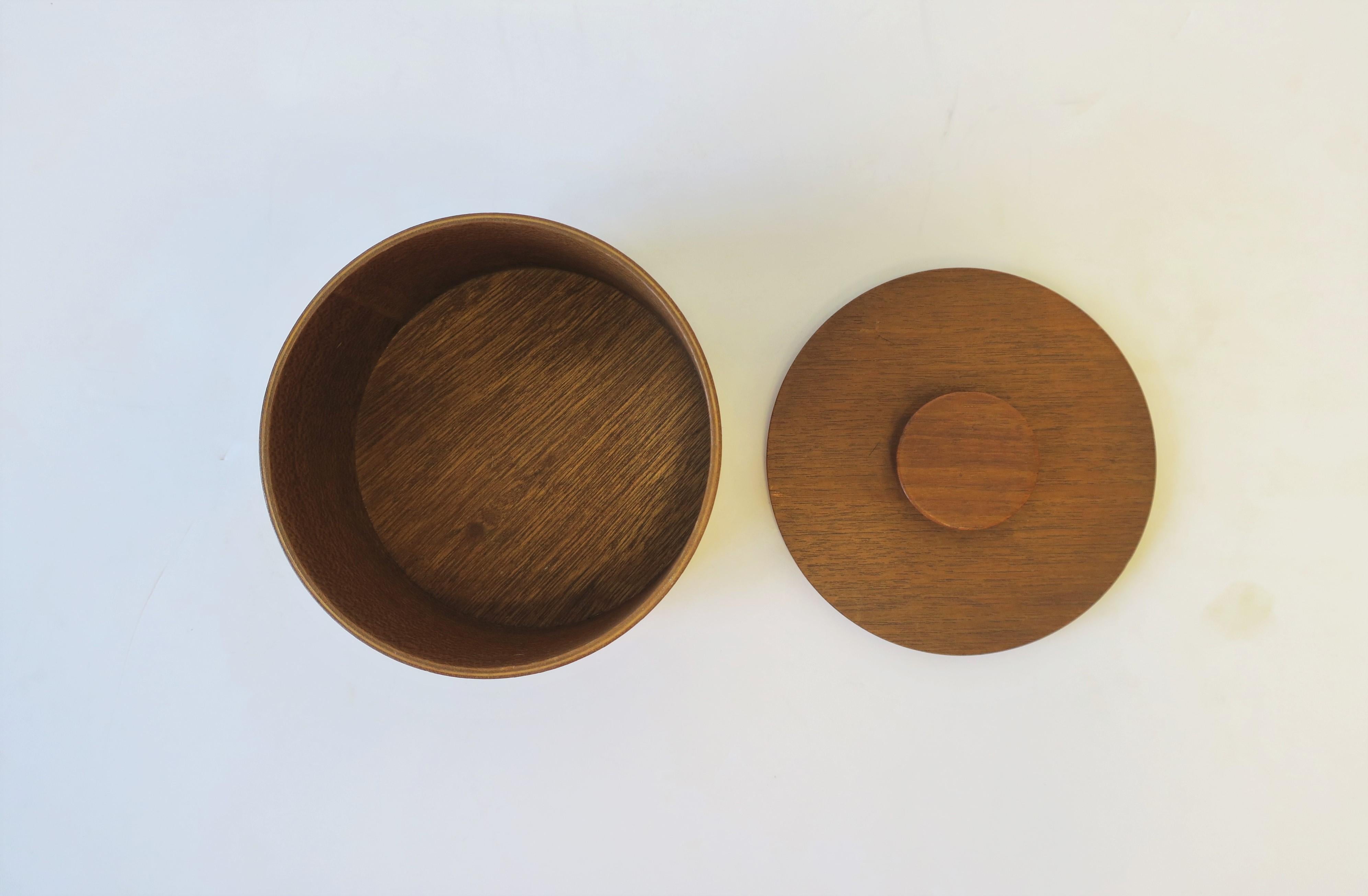 Scandinavian Modern Teak Wood Box For Sale 6