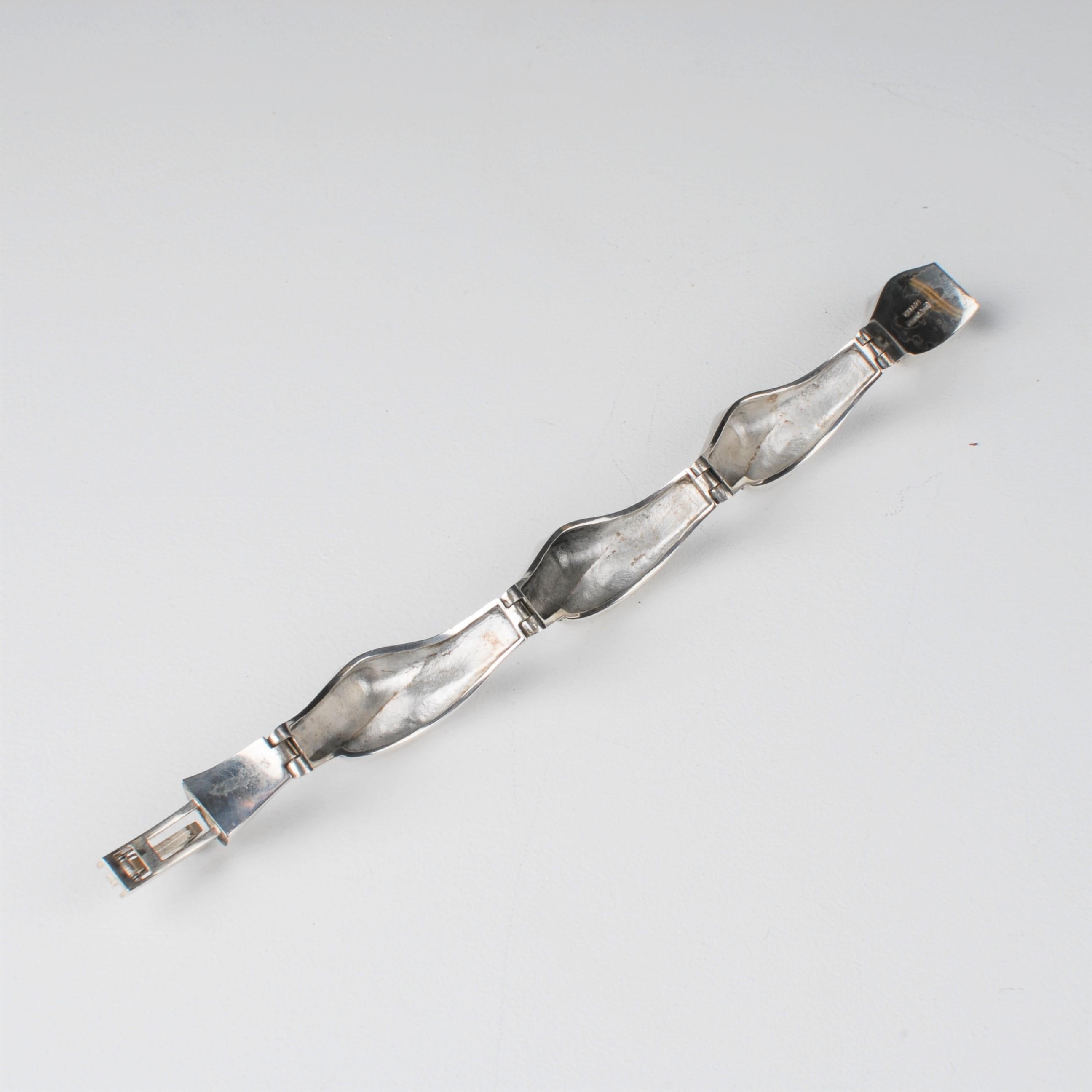 Scandinavian Modern Bracelet in Silver by Lapponia, Finland For Sale 1