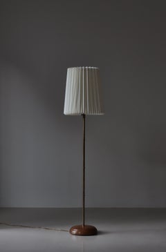 Scandinavian Modern Brass and Oakwood Floor Lamp w. Le Klint Shade, 1950s