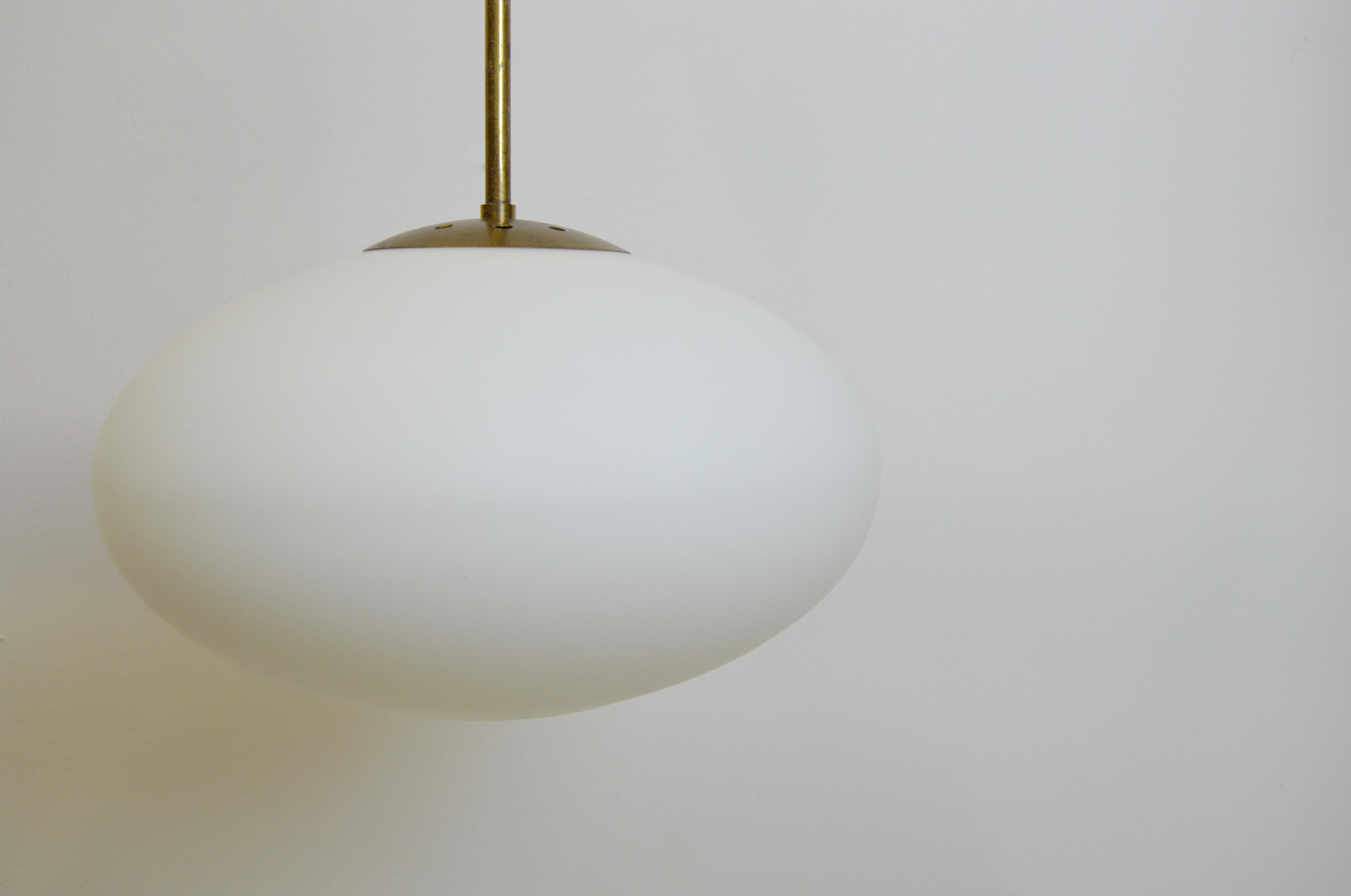 Scandinavian Modern Brass and Opaline Glass Pendant Lamp In Good Condition For Sale In Alvesta, SE