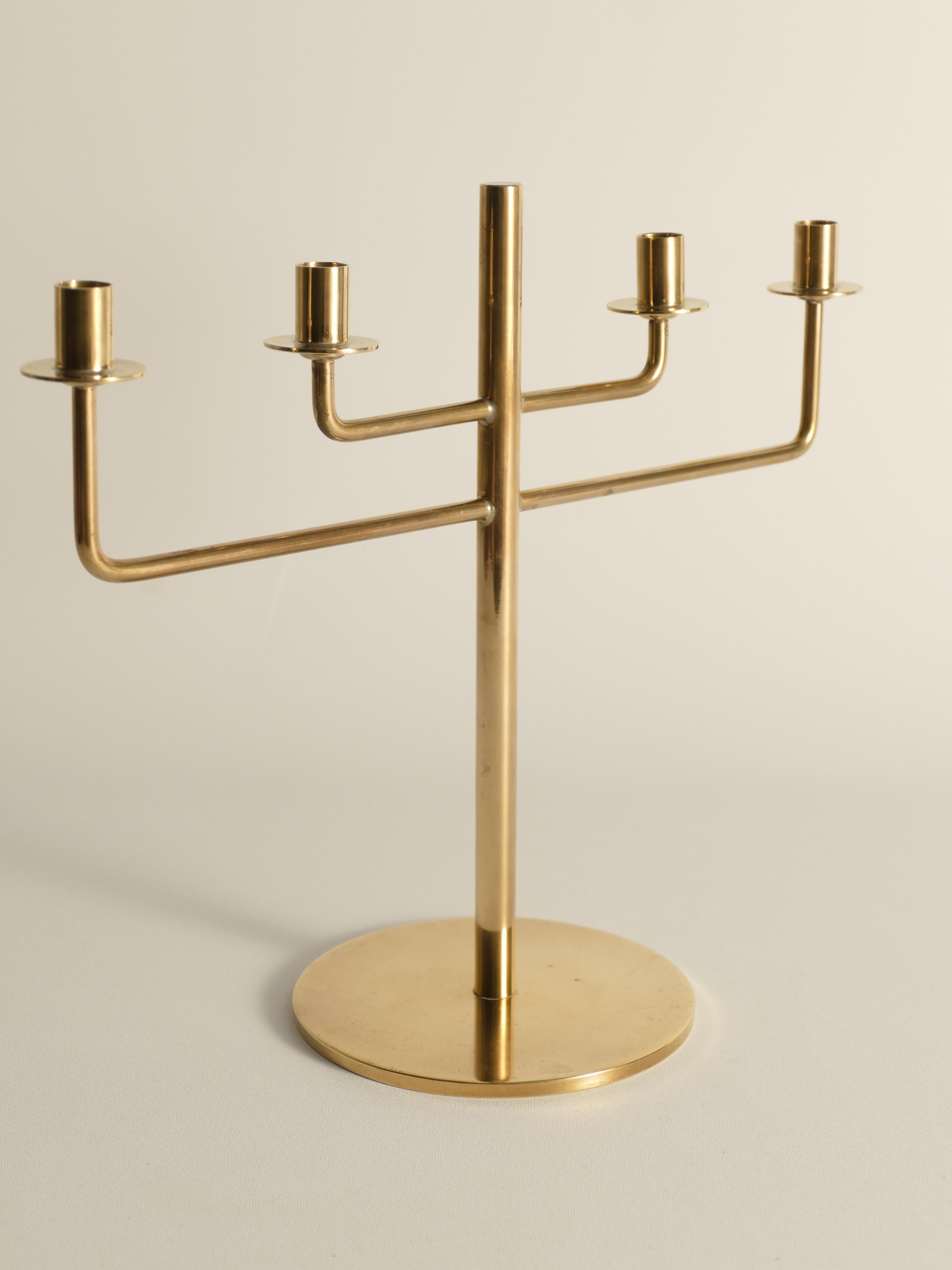 Laiton Chandelier scandinave moderne en laiton de Hans-Agne Jakobsson, Markaryd, années 1960 en vente