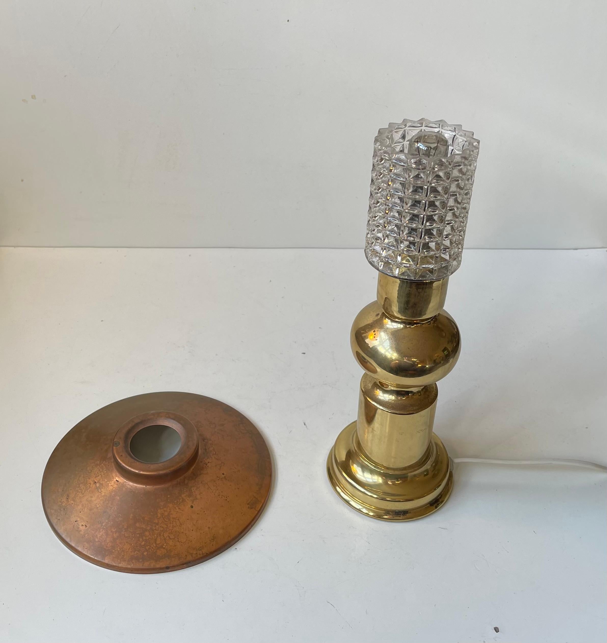 The Modern Scandinavian Brass, Copper and Glass Table Lamp by Abo Randers, 1970 Bon état - En vente à Esbjerg, DK