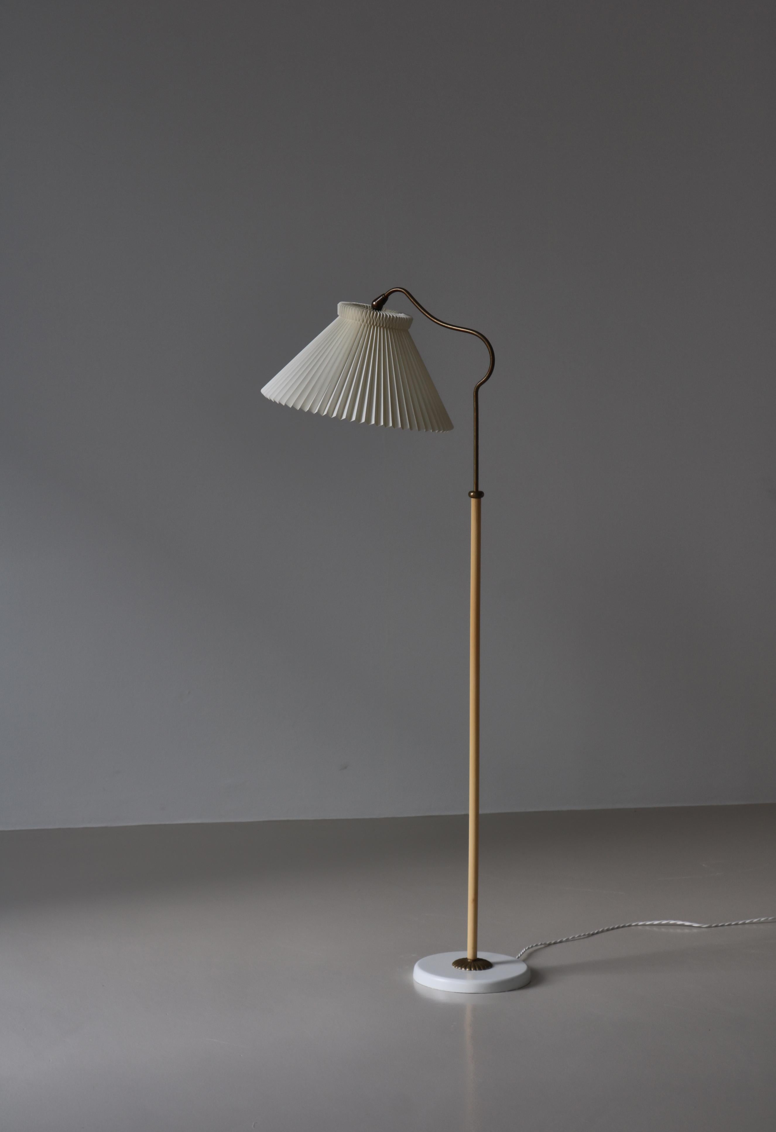 Mid-20th Century Scandinavian Modern Brass Floor Lamp by LYFA, Denmark, Bent Karlby, 1940s For Sale