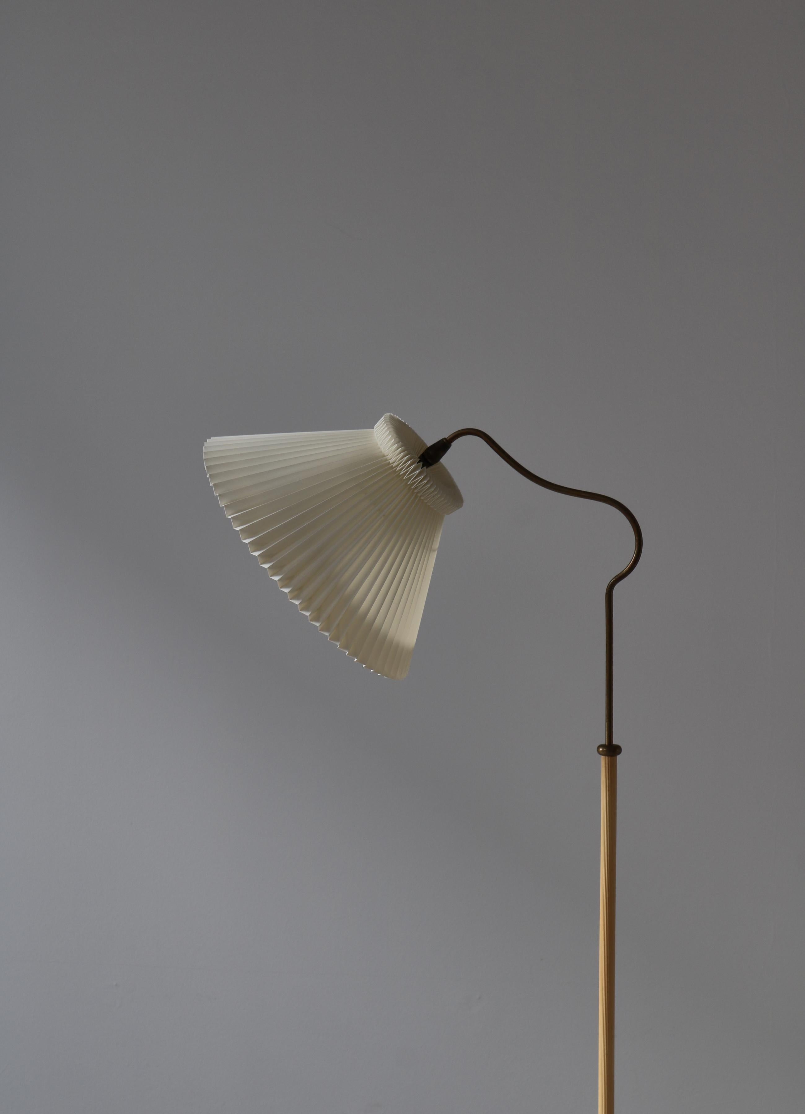 Scandinavian Modern Brass Floor Lamp by LYFA, Denmark, Bent Karlby, 1940s For Sale 1