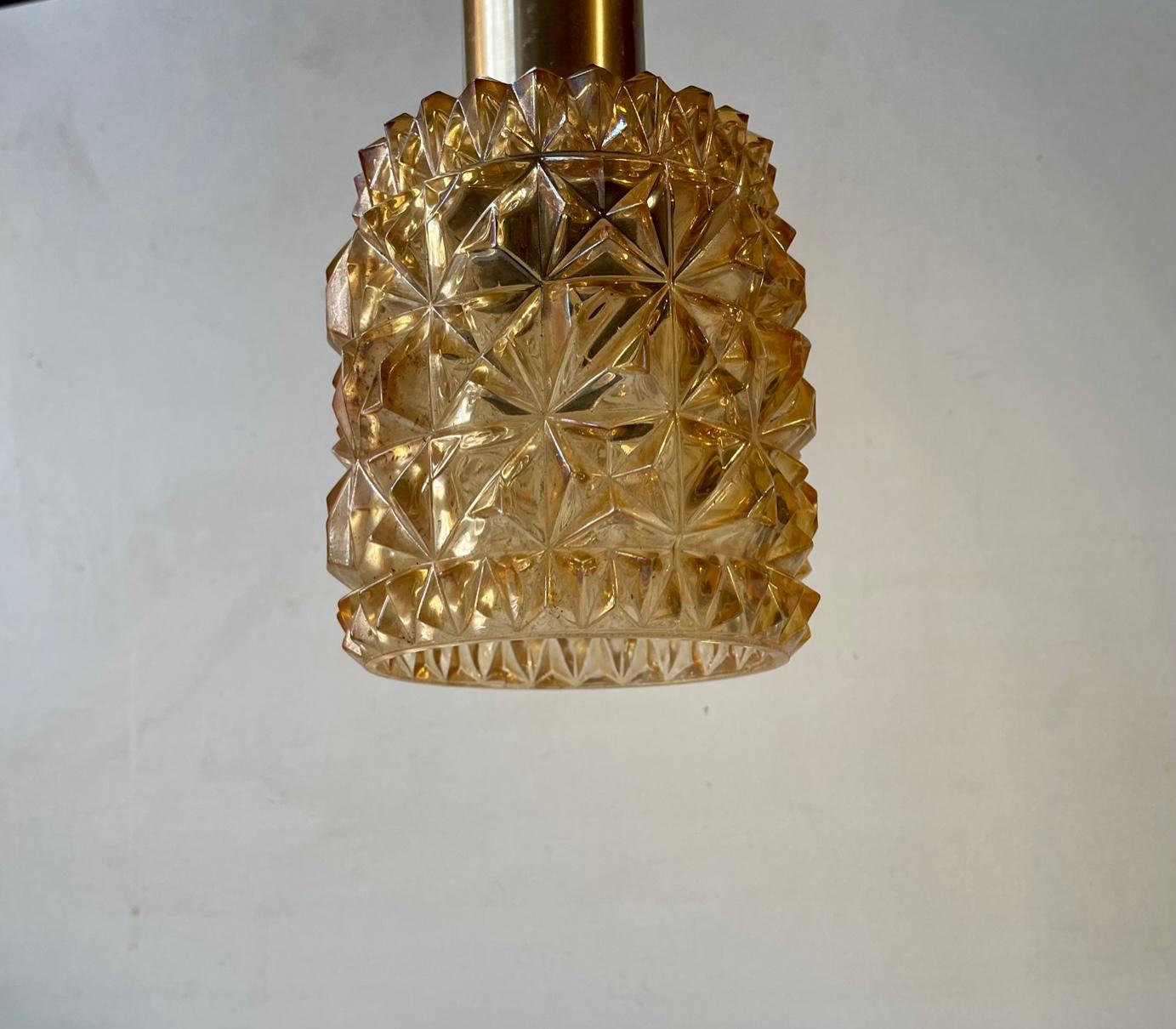 Scandinavian Modern Brass & Honey Glass Pendant Lamp, 1960s For Sale 2