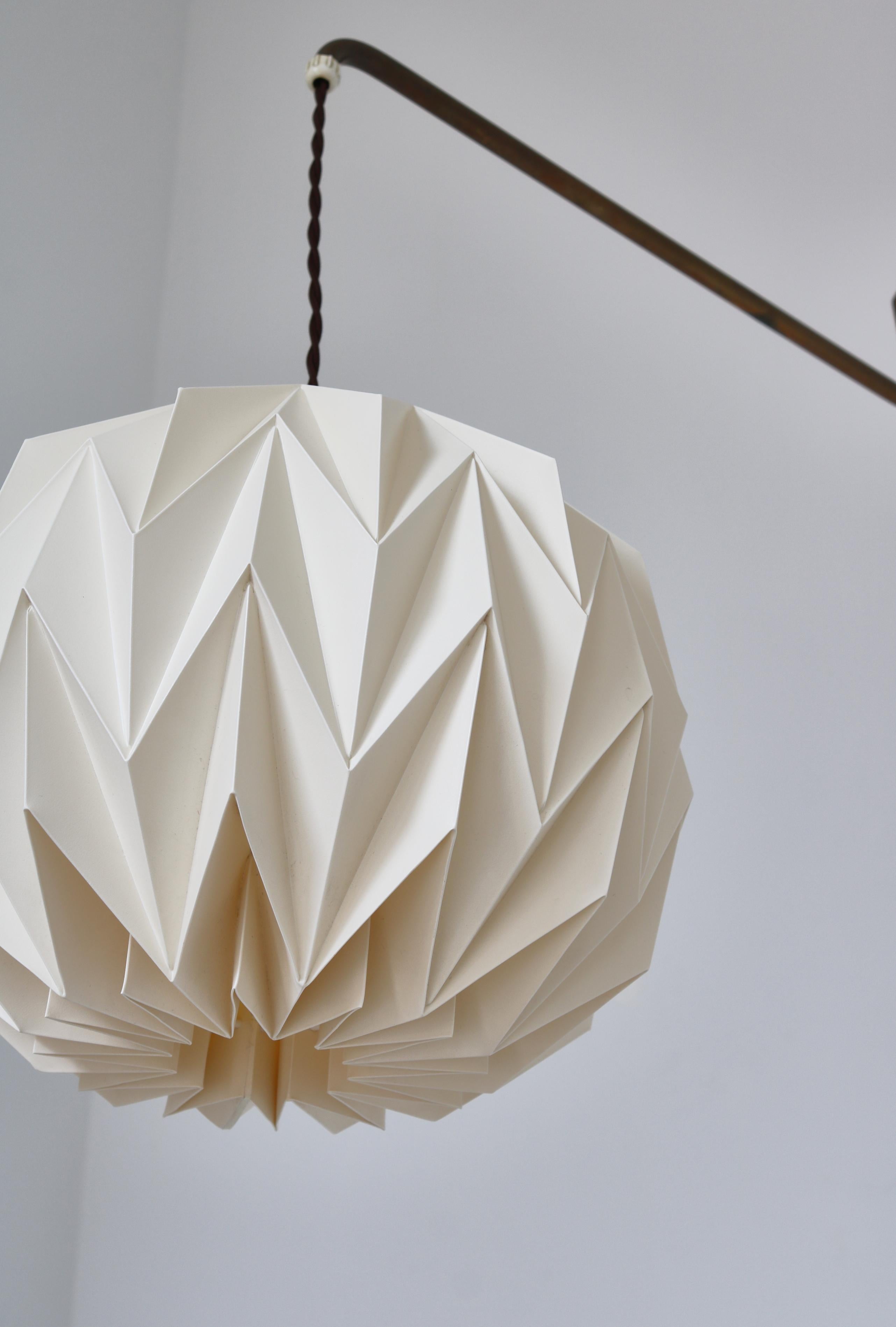 Scandinavian Modern Brass Swing Arm Lamp with Le Klint Shade, 1960s For Sale 6
