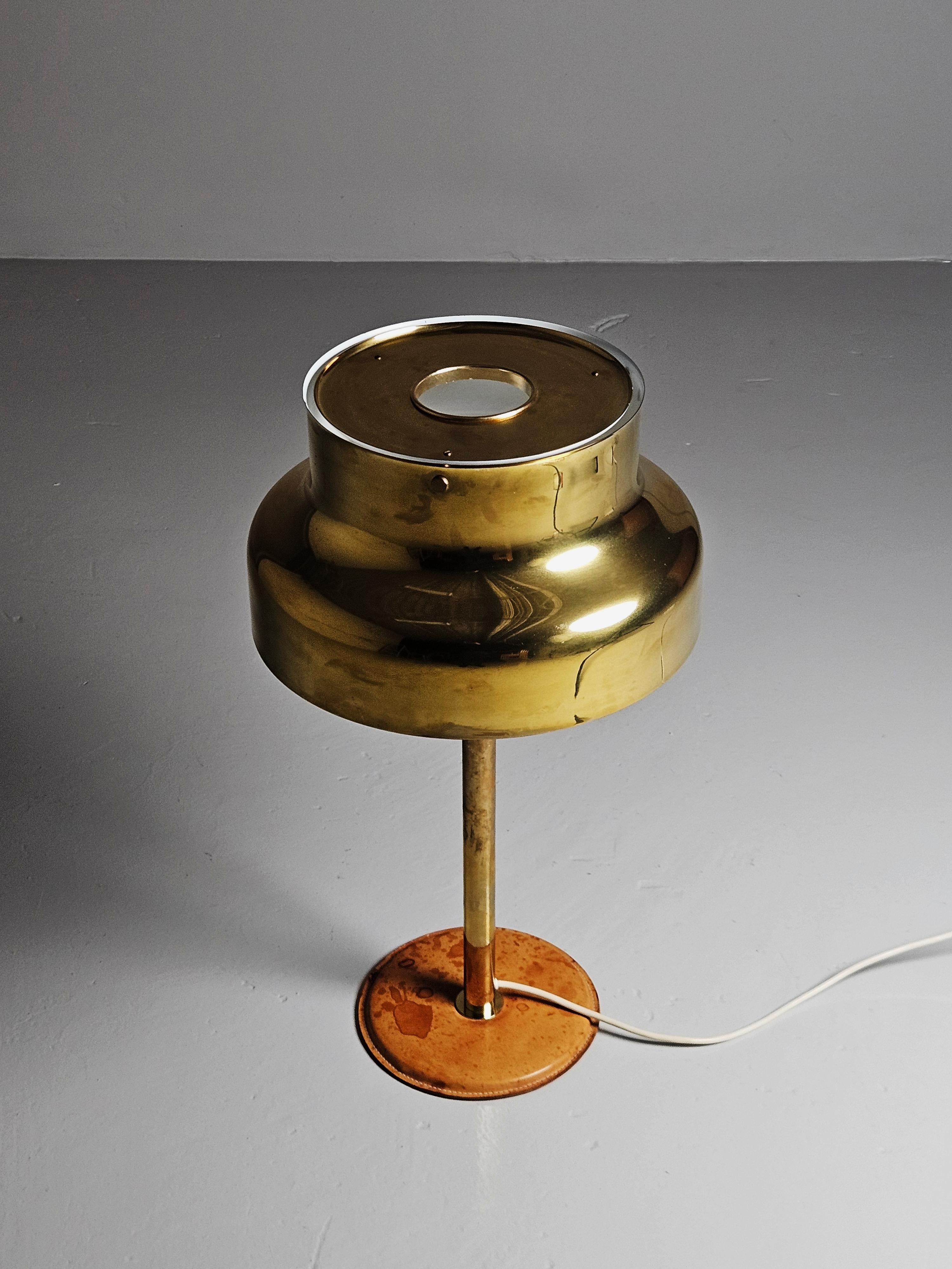 Scandinavian Modern Scandinavian modern brass table lamp 'Bumling' by Anders Pehrson, Sweden, 1960s For Sale