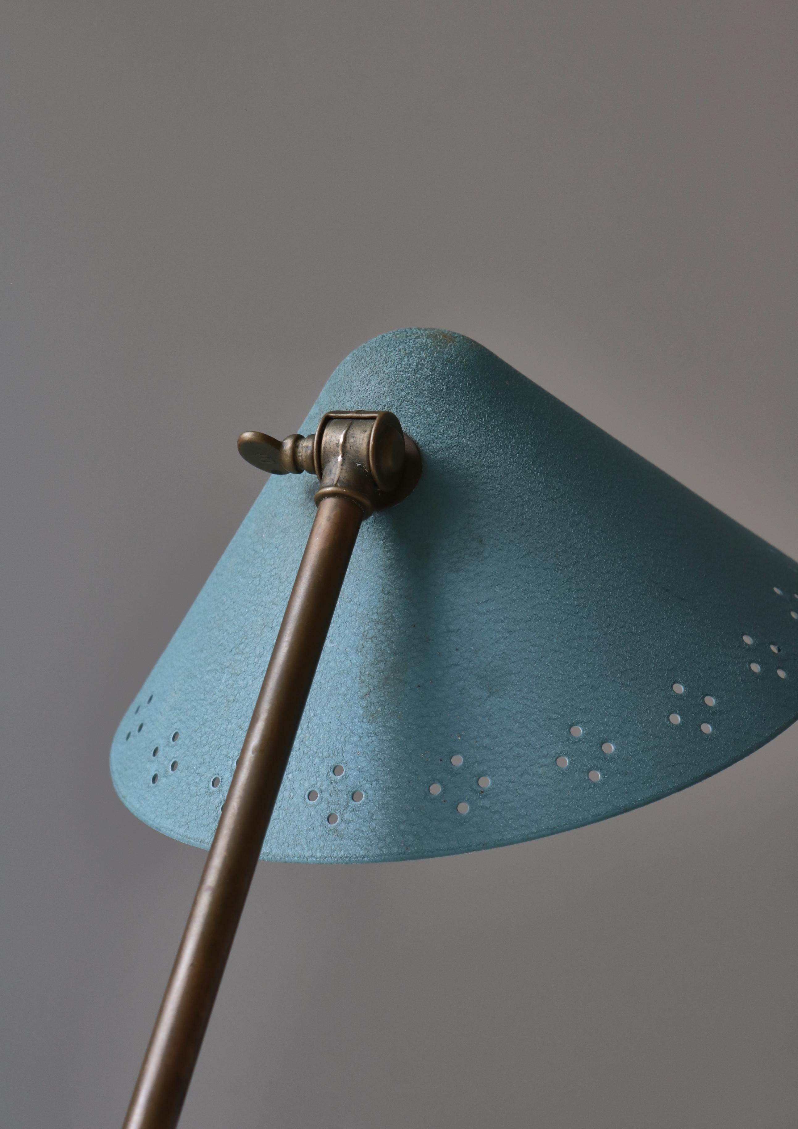 Lampe de table en laiton The Moderns par Erik Wärnå, Suède, années 1950 4