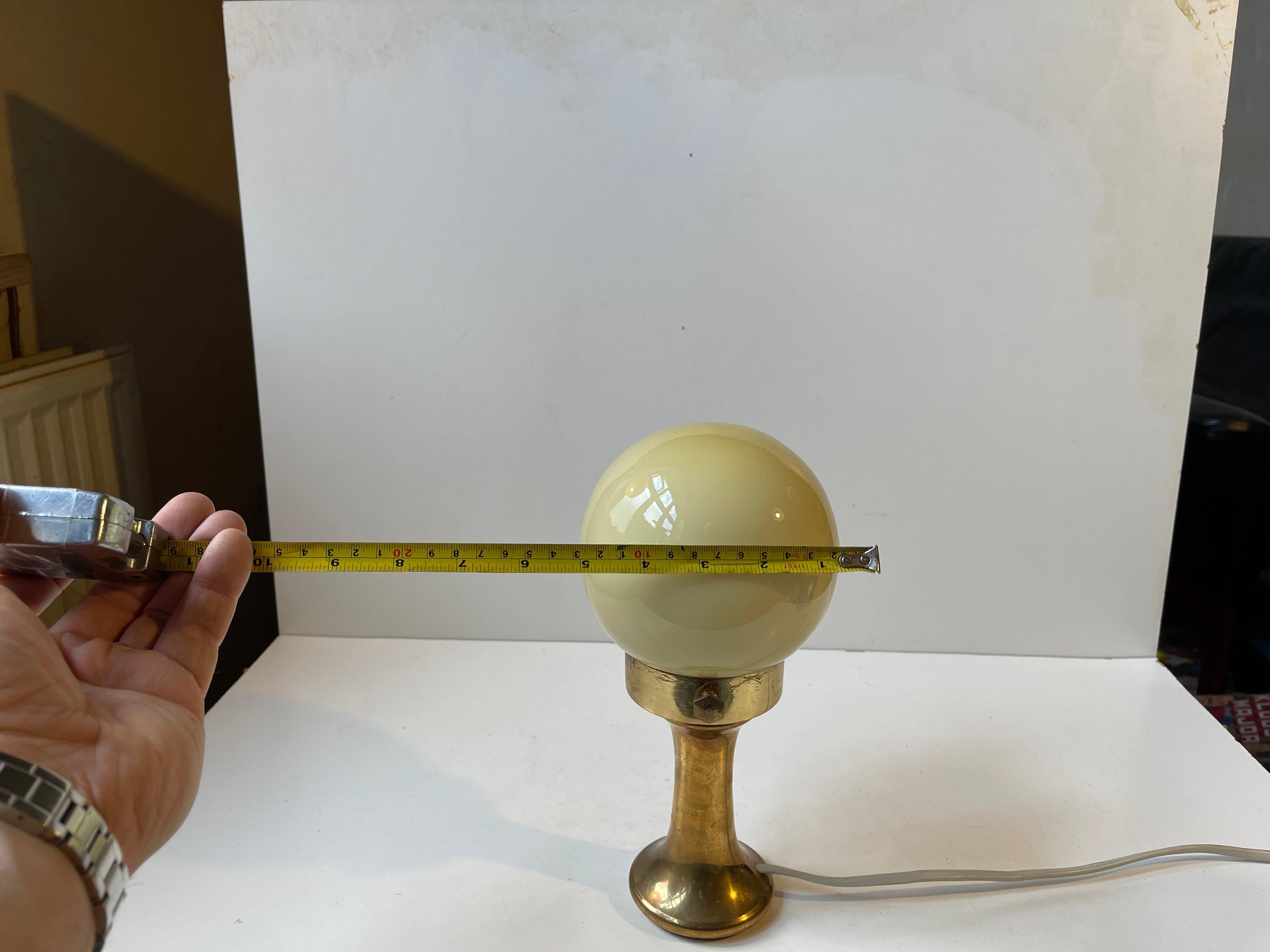 Scandinavian Modern Brass Table Lamp with Yellow Opaline Glass Shade For Sale 1