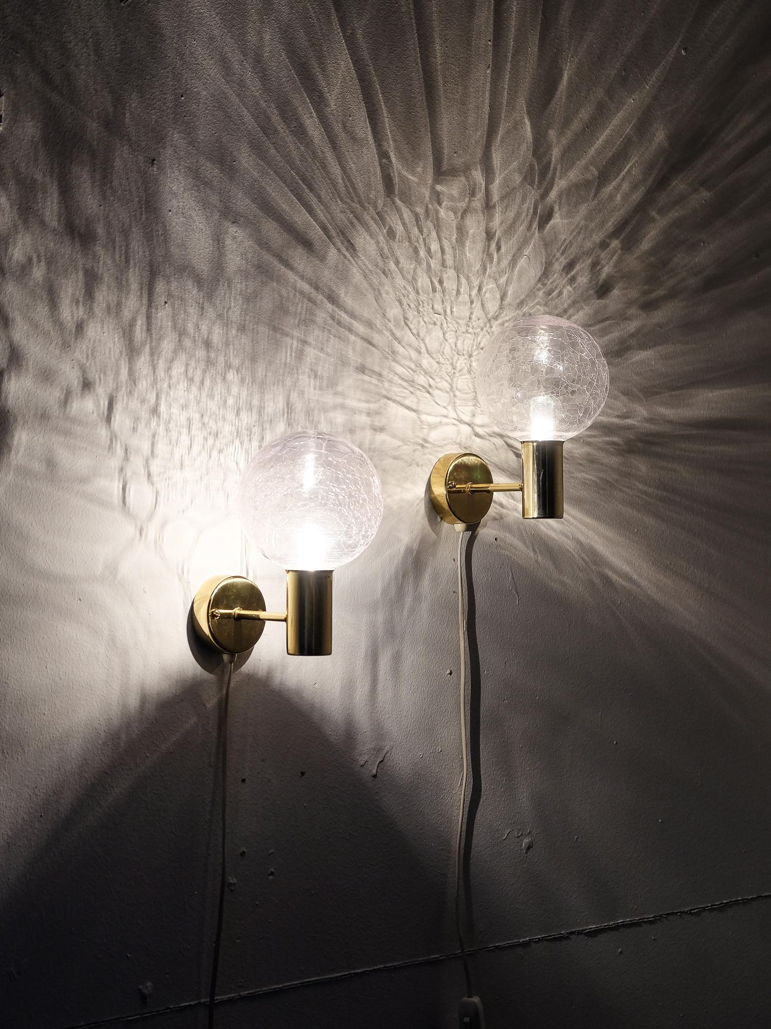 Scandinavian Modern Brass Wall Lamps Model V-149 by Hans-Agne Jakobsson 2