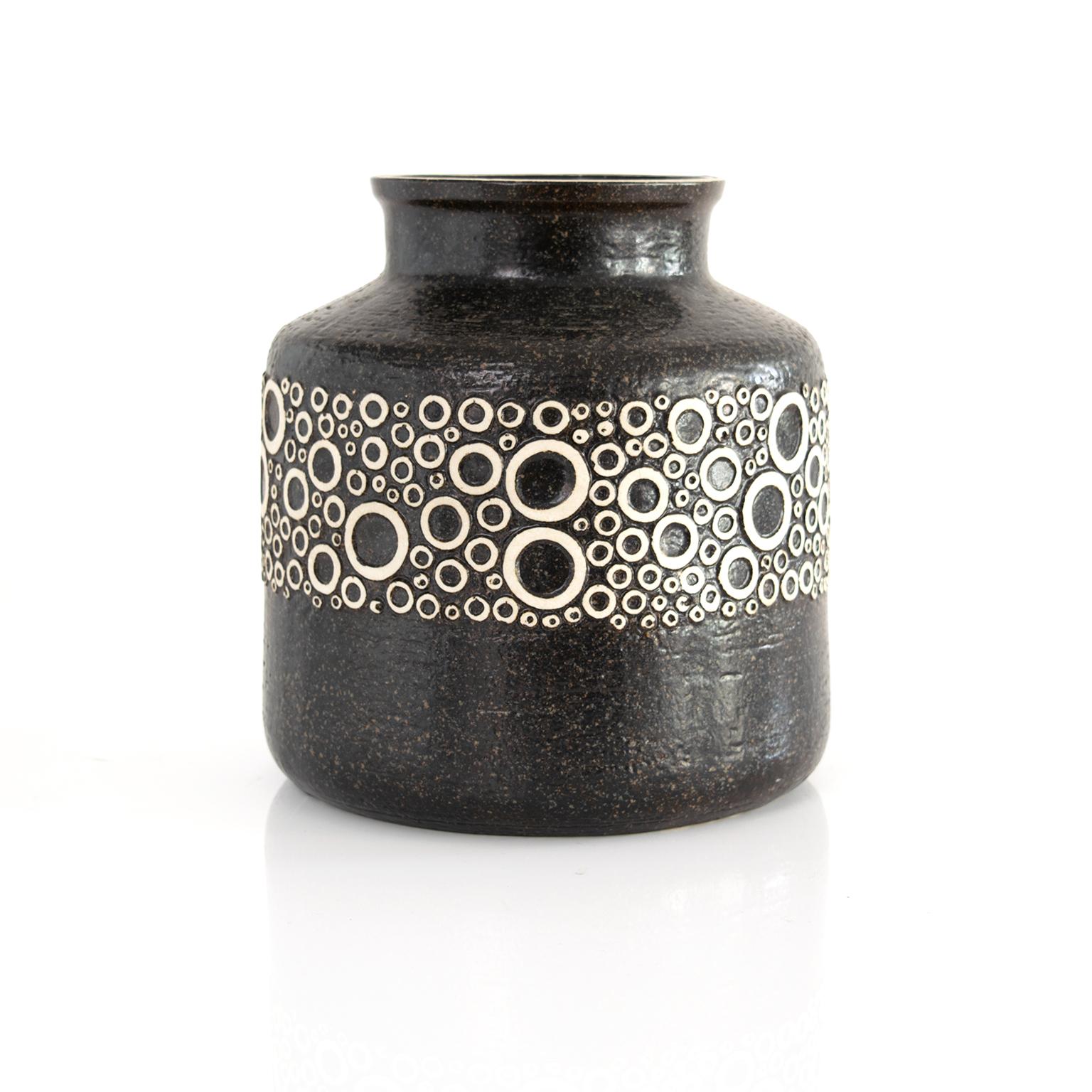 Ceramica Scandinavo Moderno Britt-Louise Sundell, Vasi e piatti per Gustavsberg, Svezia in vendita