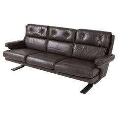 Divano moderno scandinavo in pelle marrone a 3 posti in stile Arne Norells Svezia