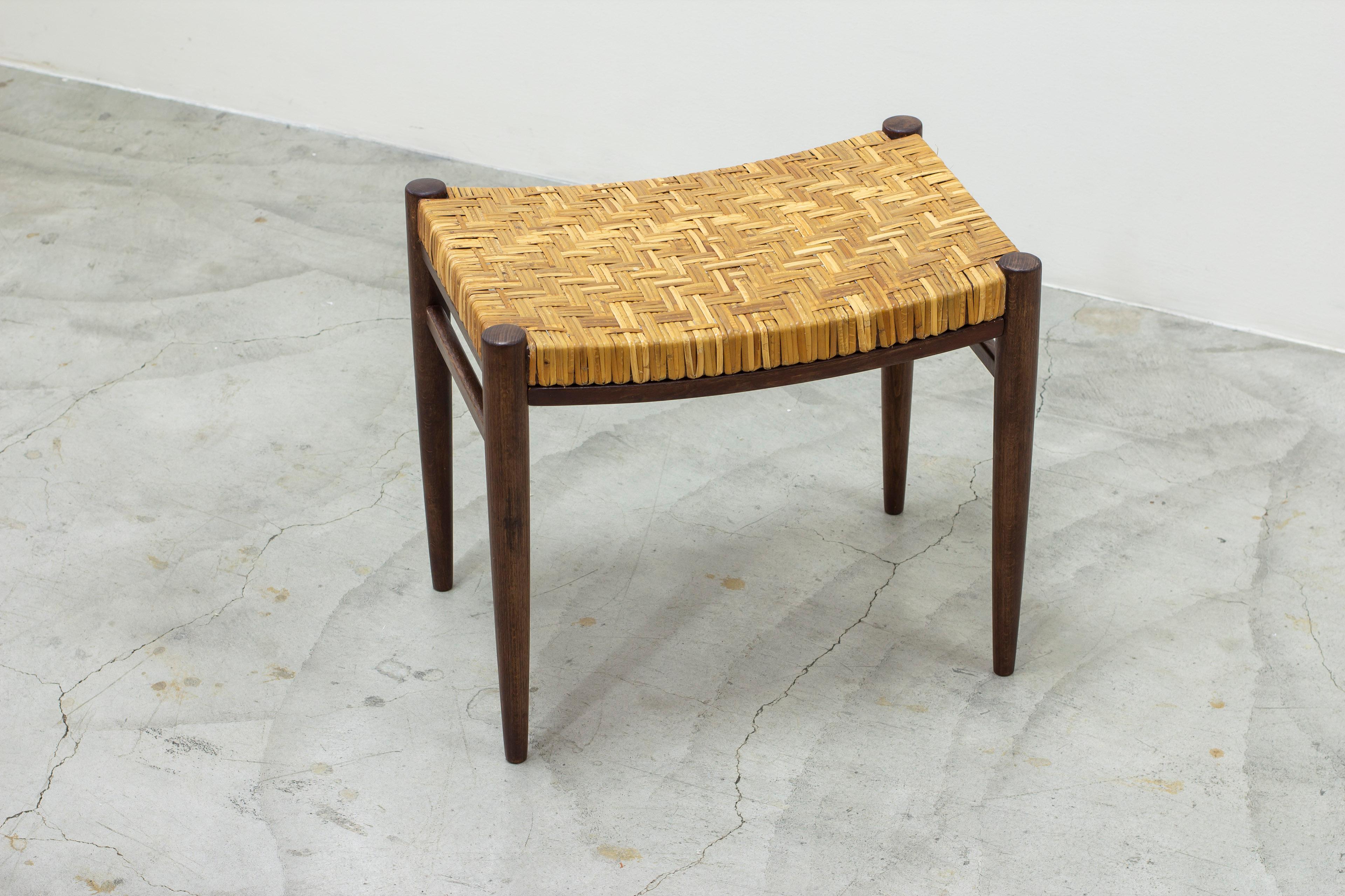 Scandinavian Modern Scandinavian modern cane weave side stool by Gemla fabriker, Sweden, 1950s For Sale