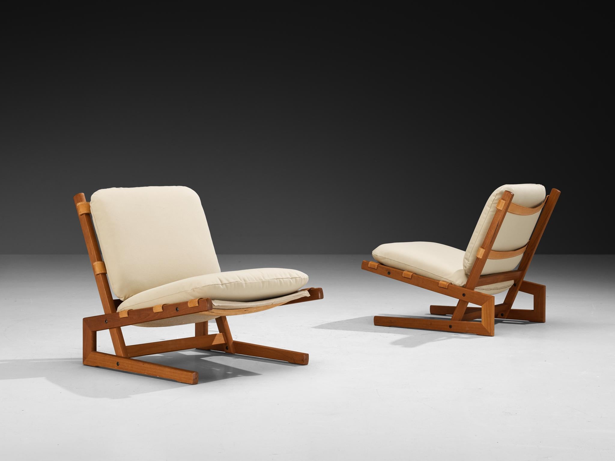Sillas cantilever escandinavas de teca y lona beige en Bueno estado para la venta en Waalwijk, NL