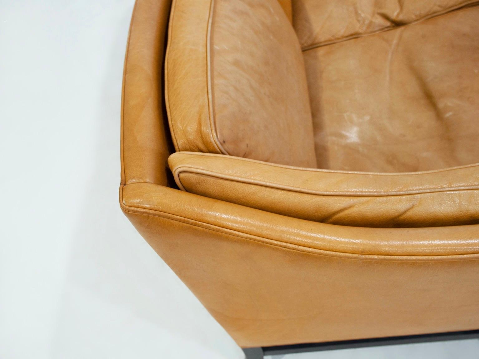 Scandinavian Modern Caramel Brown Leather Two Seat Sofa For Sale 3