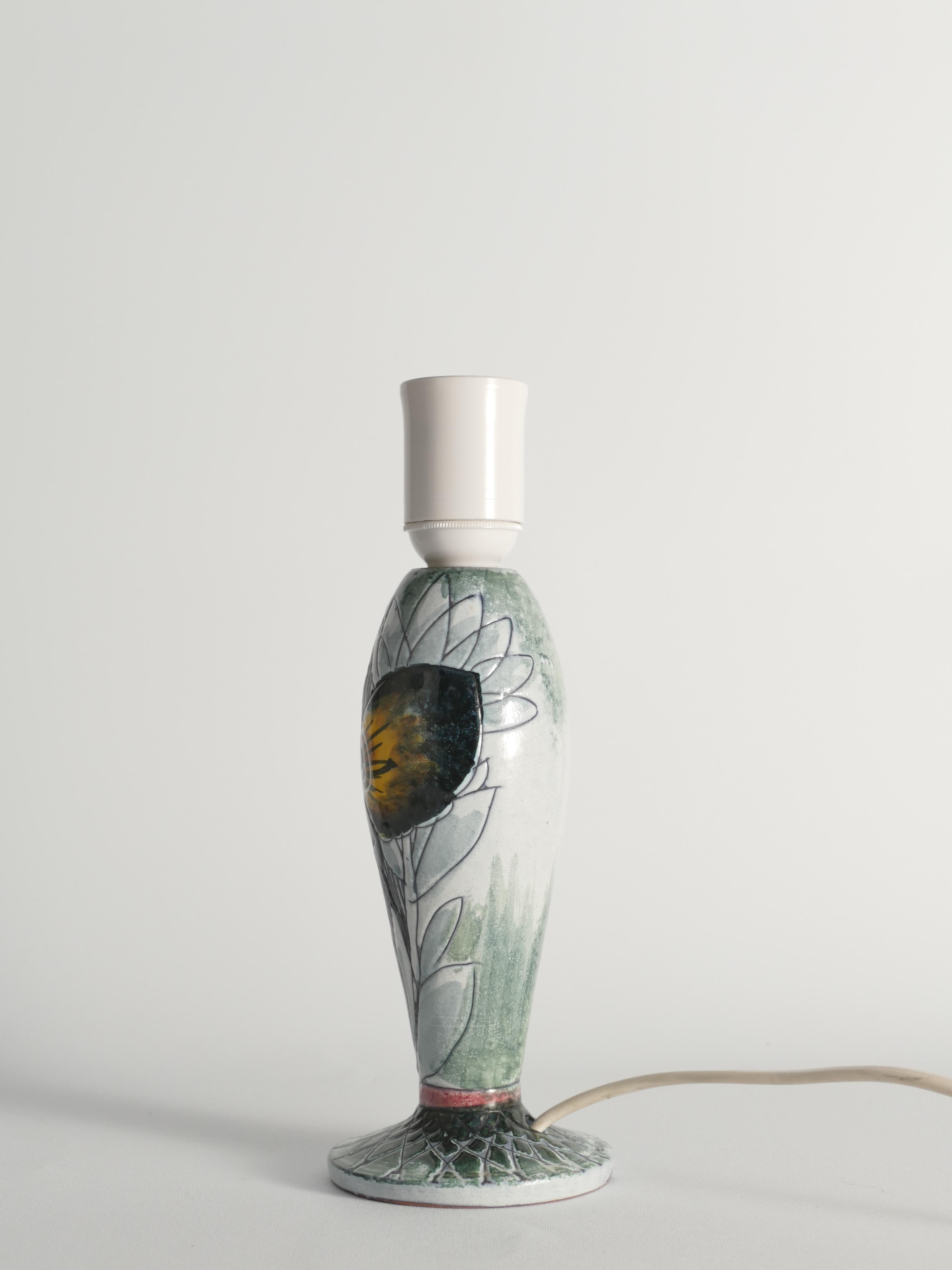 Scandinavian Modern Ceramic Butterfly Motif Table Lamp by Tilgmans, Sweden 1960 In Good Condition For Sale In Grythyttan, SE