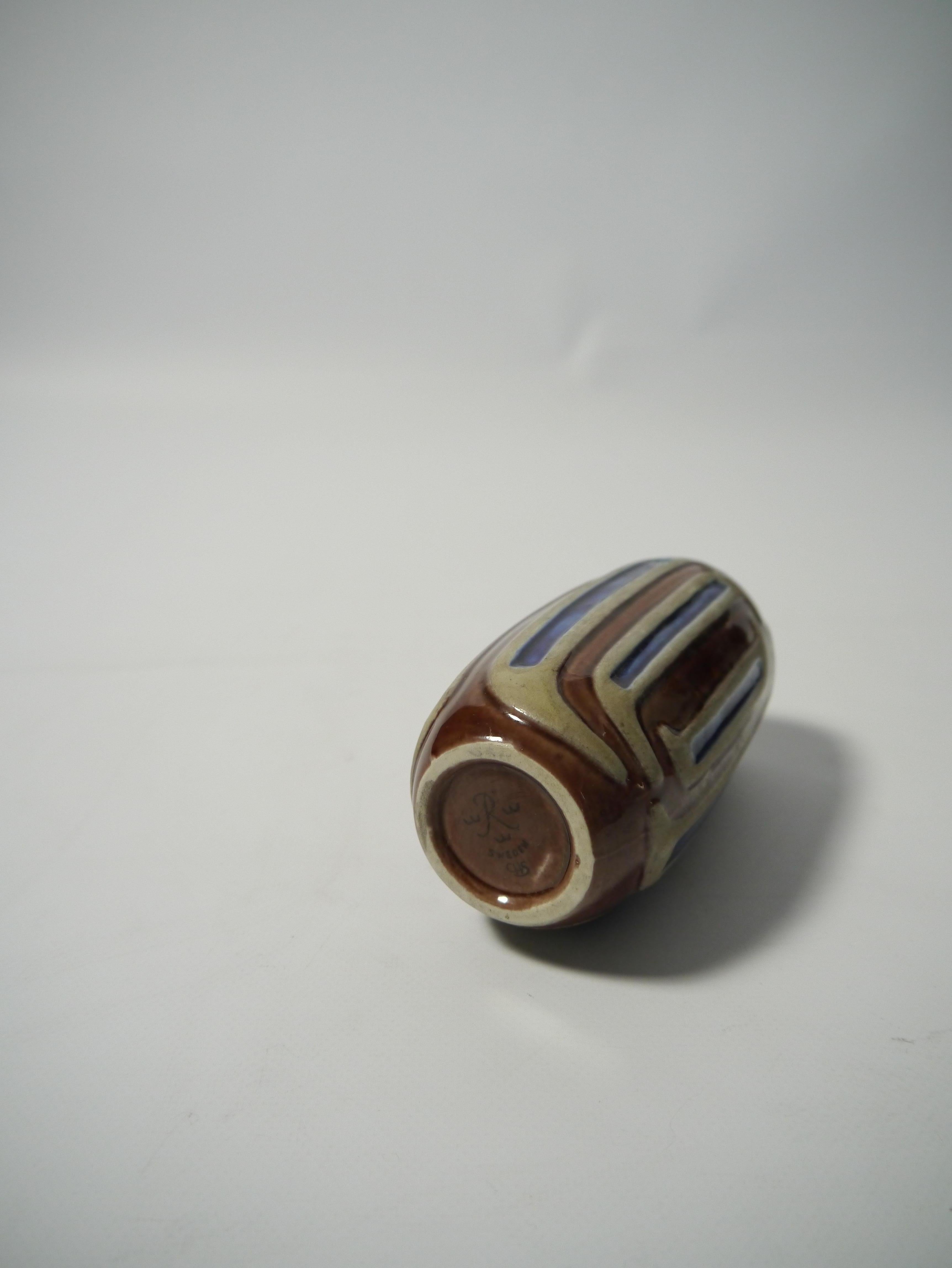 Vaso in ceramica moderna scandinava di Carl-Harry Stålhane, Svezia 1960 In condizioni buone in vendita a Barcelona, ES