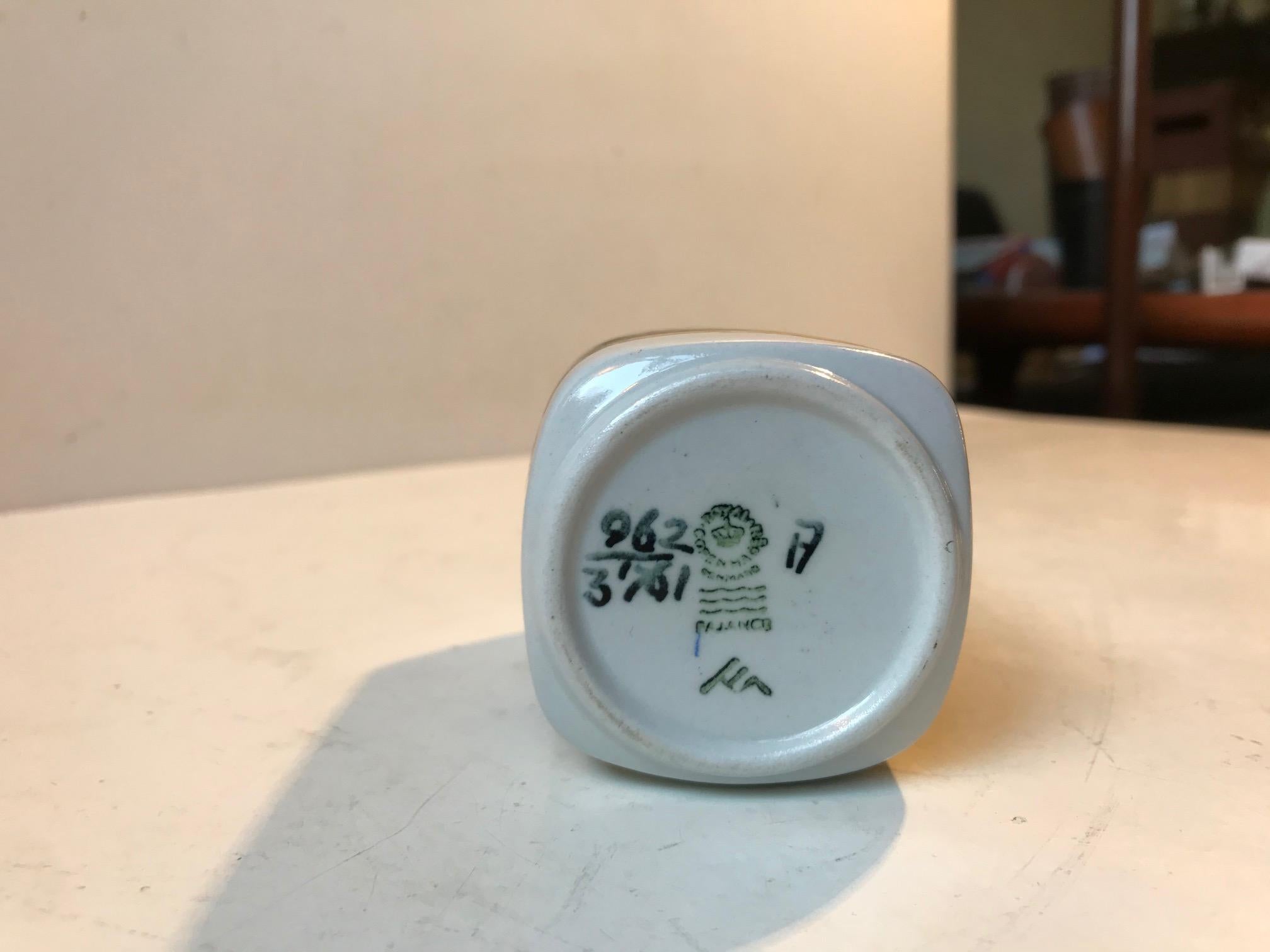 Danese Vaso in ceramica moderna scandinava di Ellen Malmer per Royal Copenhagen, anni '70 in vendita