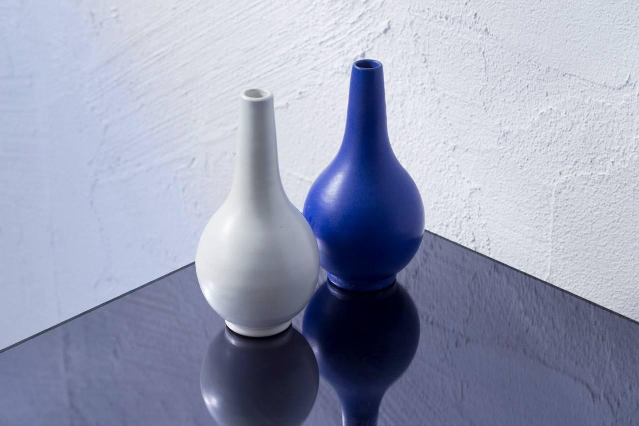 Hand-Carved Scandinavian Modern Ceramic Vases by Vicke Lindstrand, Upsala Ekeby, 1940s