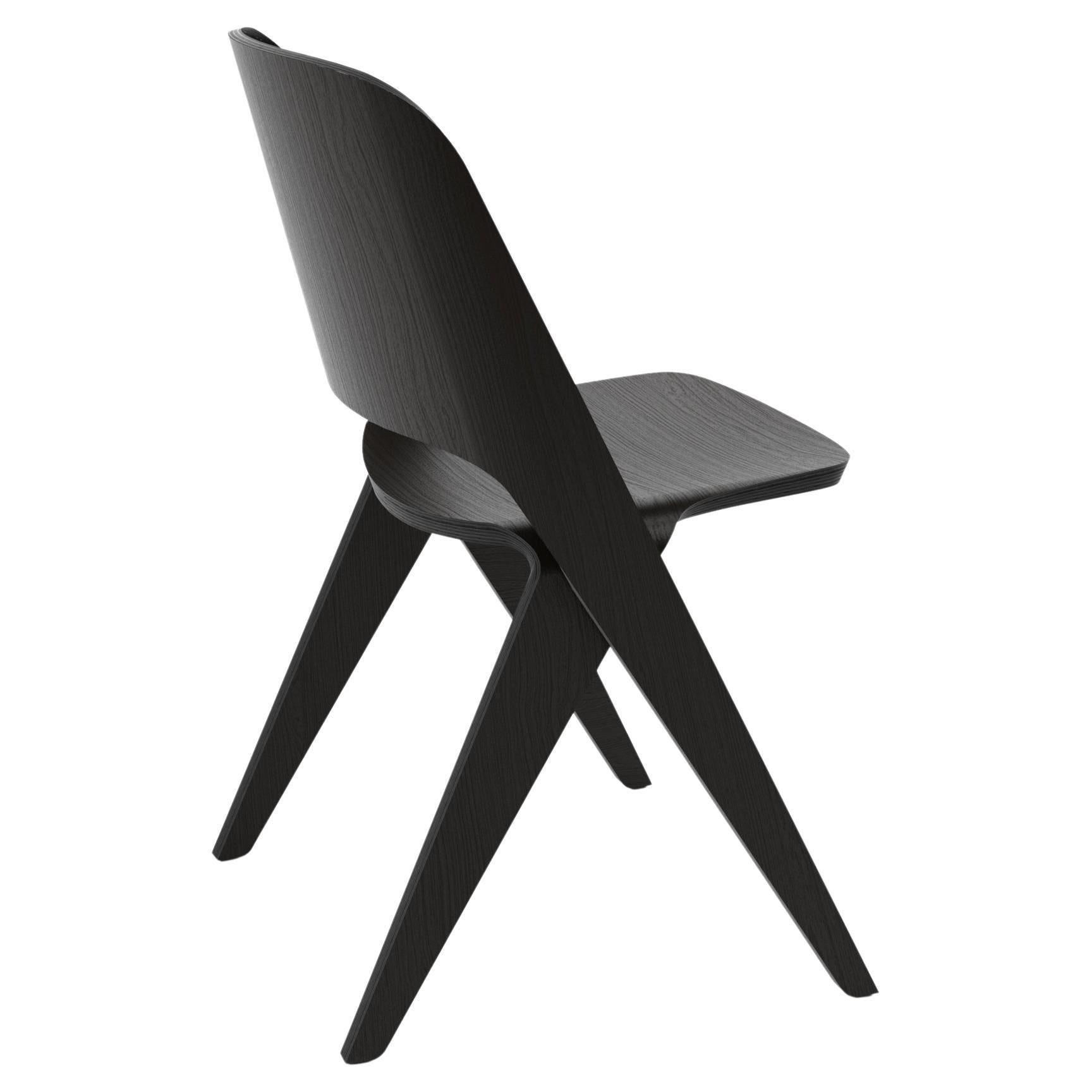 Chaise moderne scandinave « Lavita » de Poiat, en chêne noir