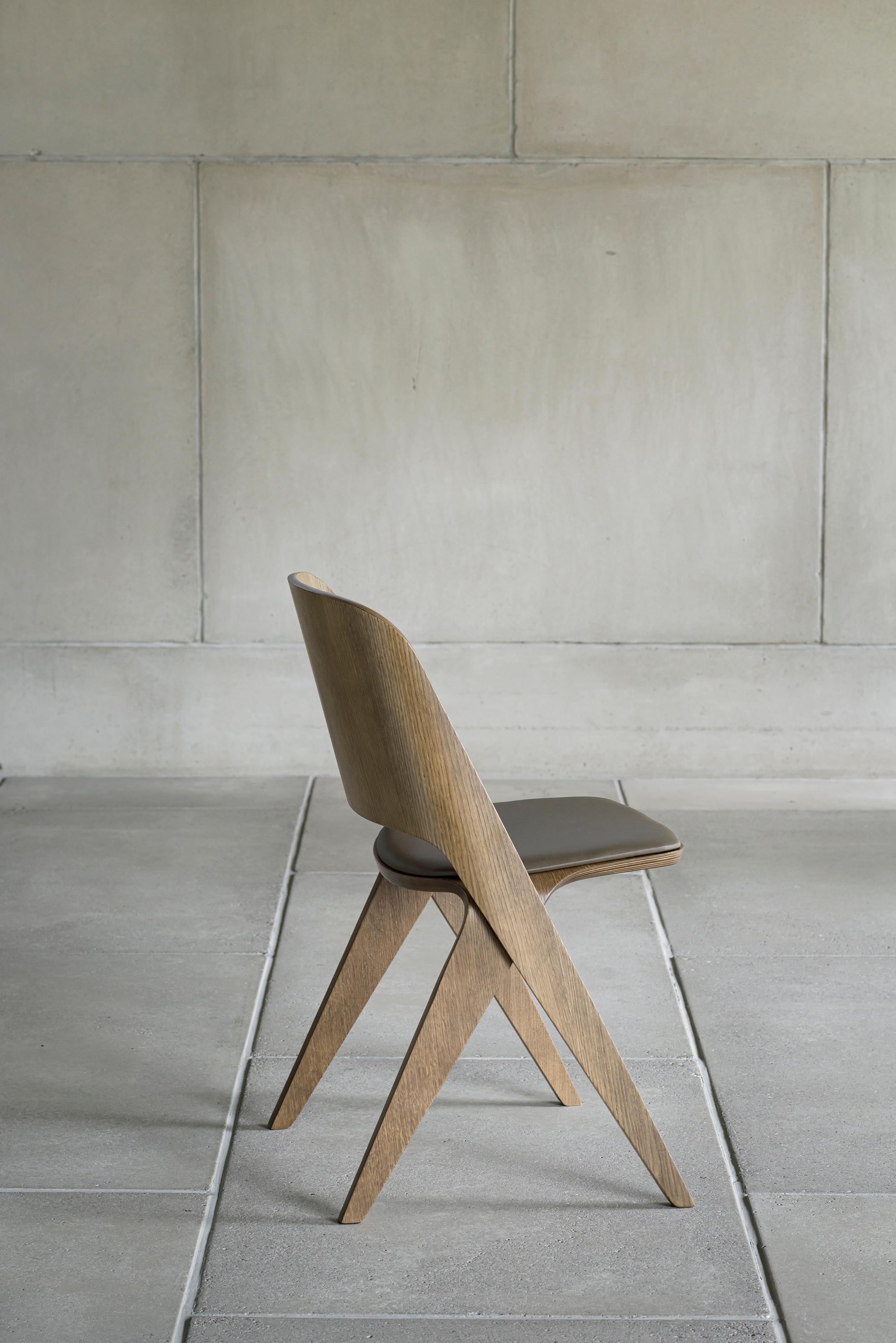 Scandinavian Modern Chair 'Lavitta' by Poiat, Dark Oak For Sale 7