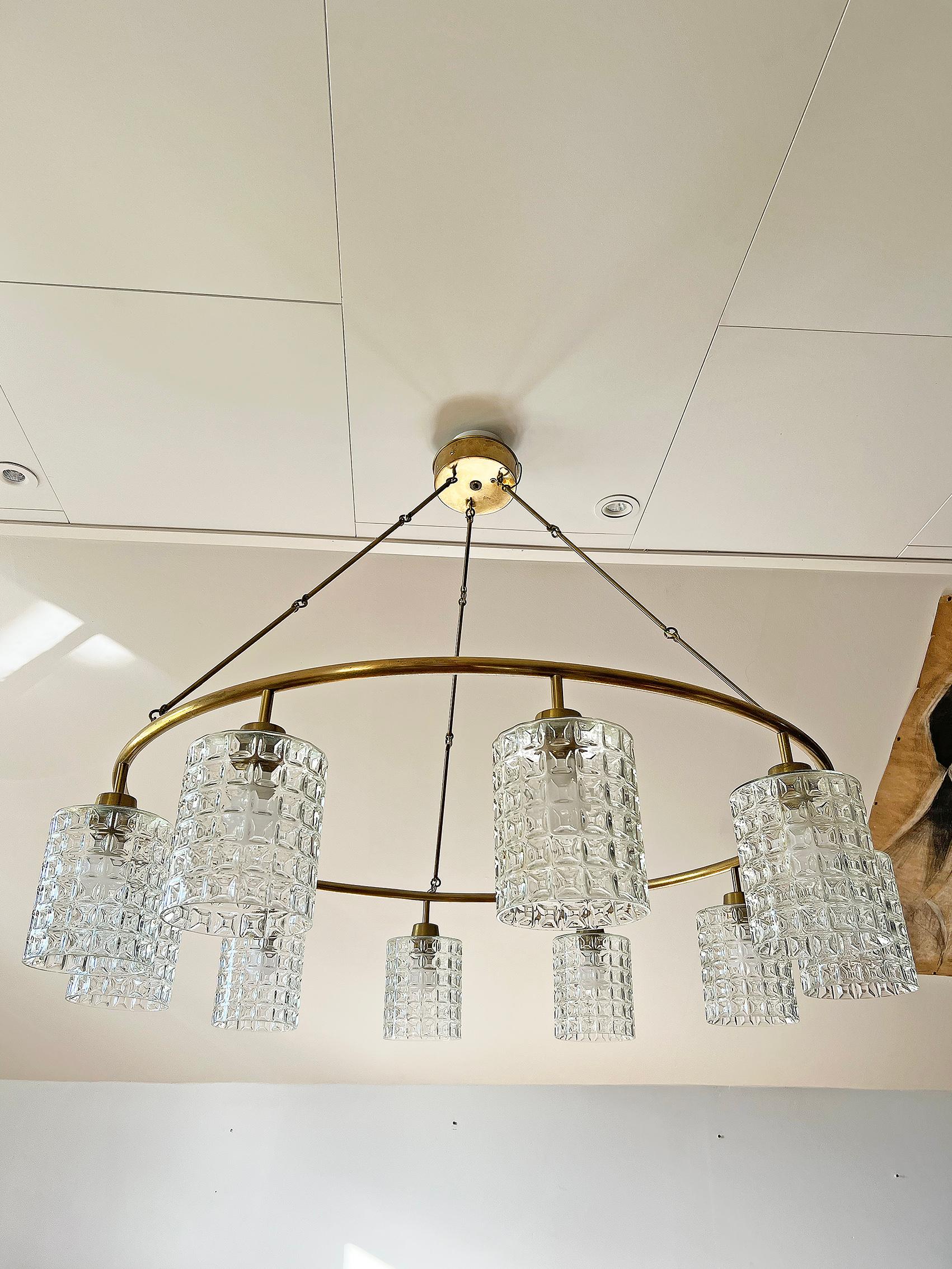 Scandinavian Modern Chandelier in Brass, Sweden ca 1950-1960s In Good Condition For Sale In Örebro, SE