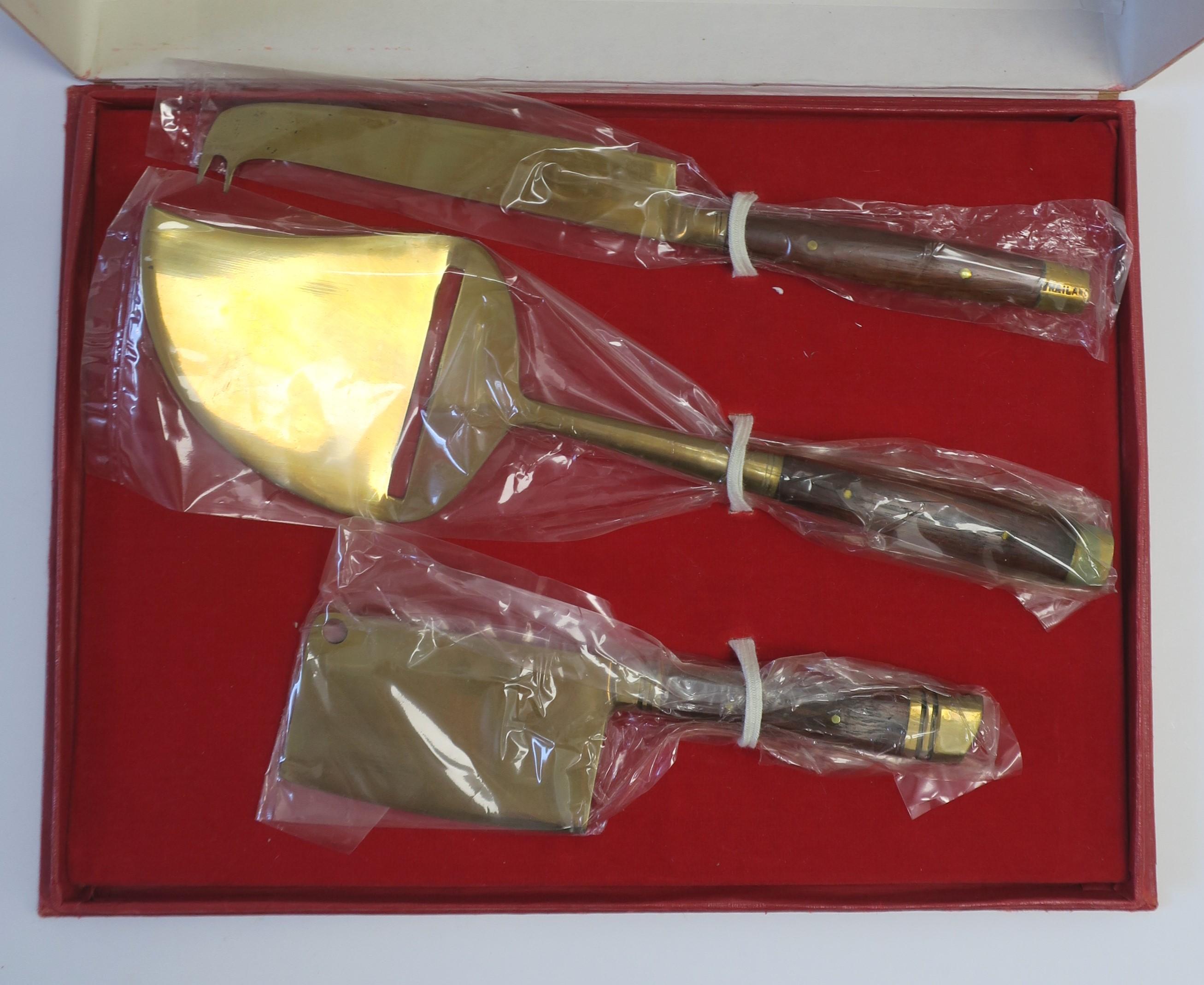 Scandinavian Modern Cheese Meat Cutlery Rosewood & Brass Set In Excellent Condition For Sale In New York, NY