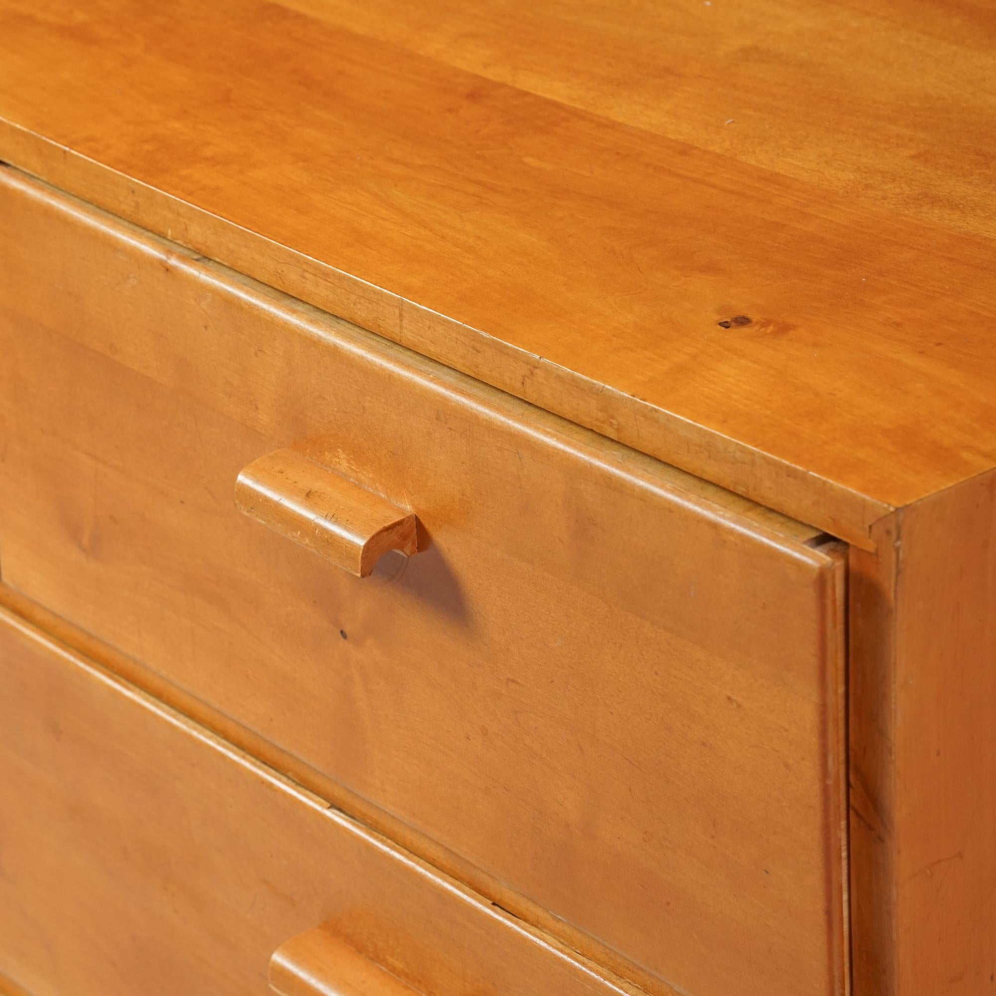 The Modern Scandinavian Chest of Drawers, Finlande, 1940/1950s Bon état - En vente à Helsinki, Uusimaa