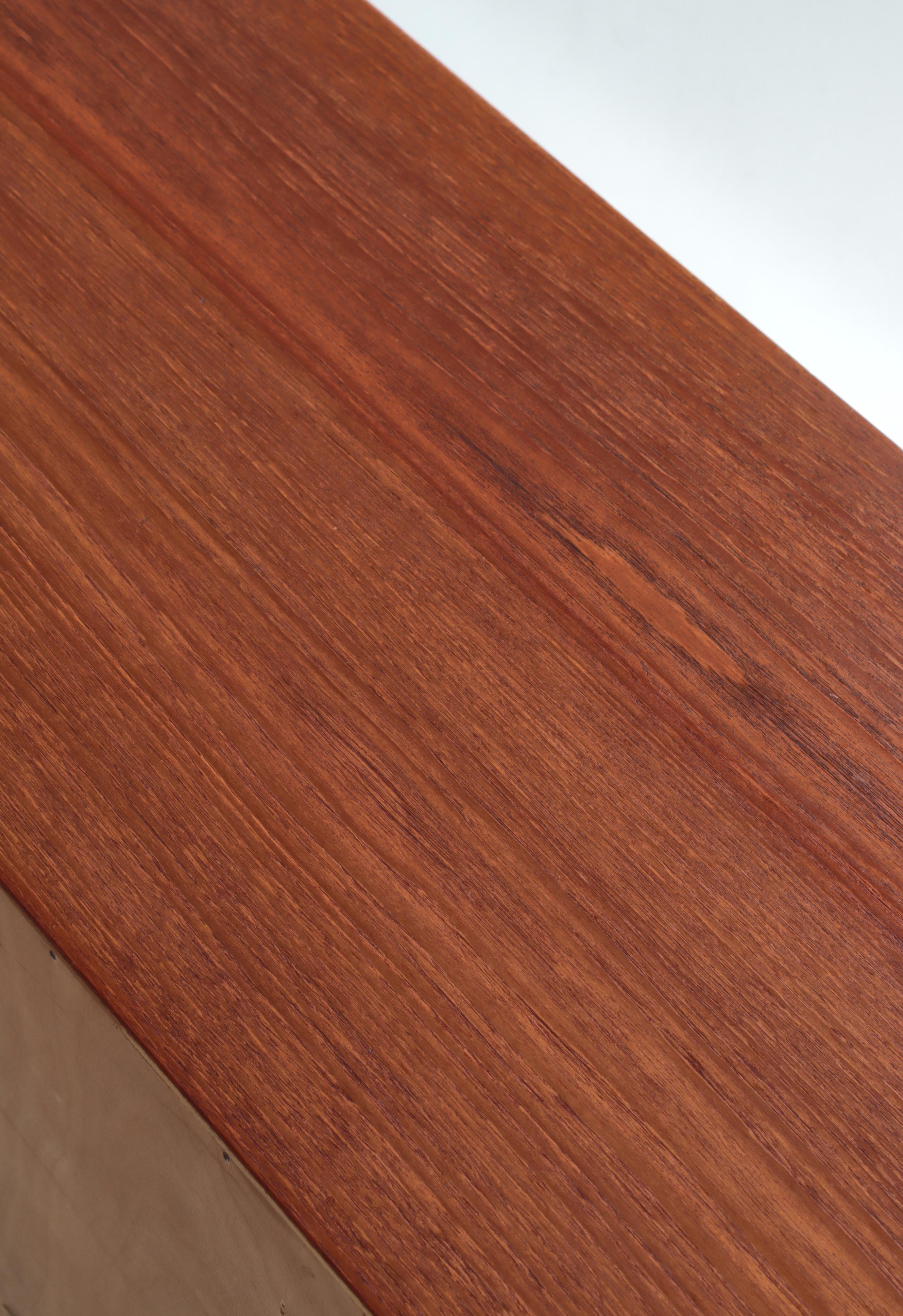Scandinavian Modern Chest of Drawers 