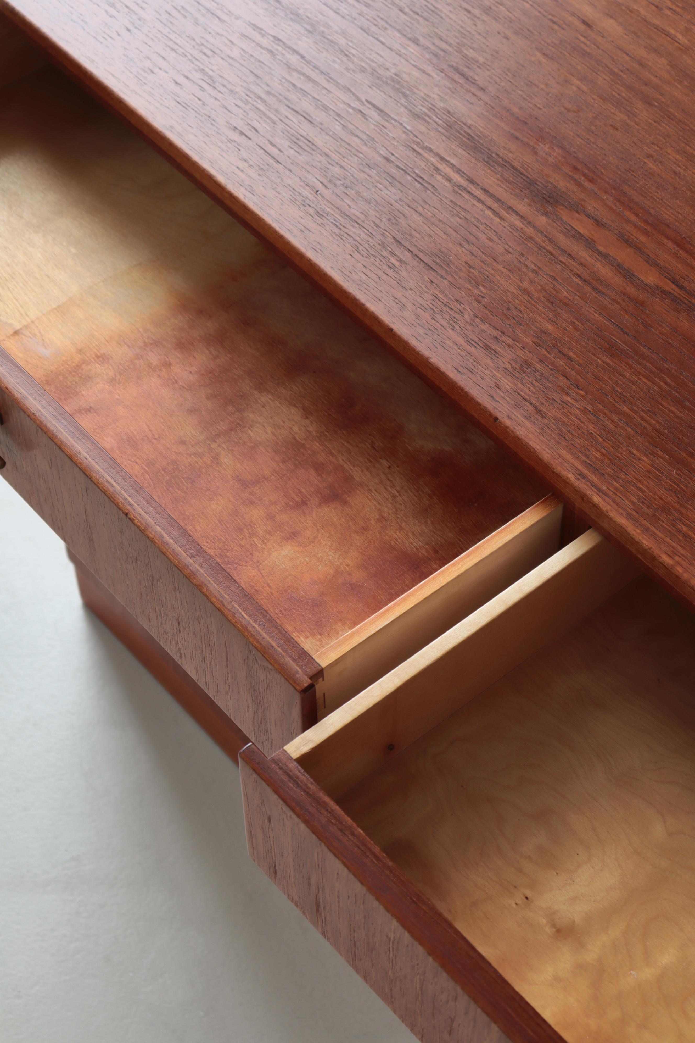 Scandinavian Modern Chest of Drawers 