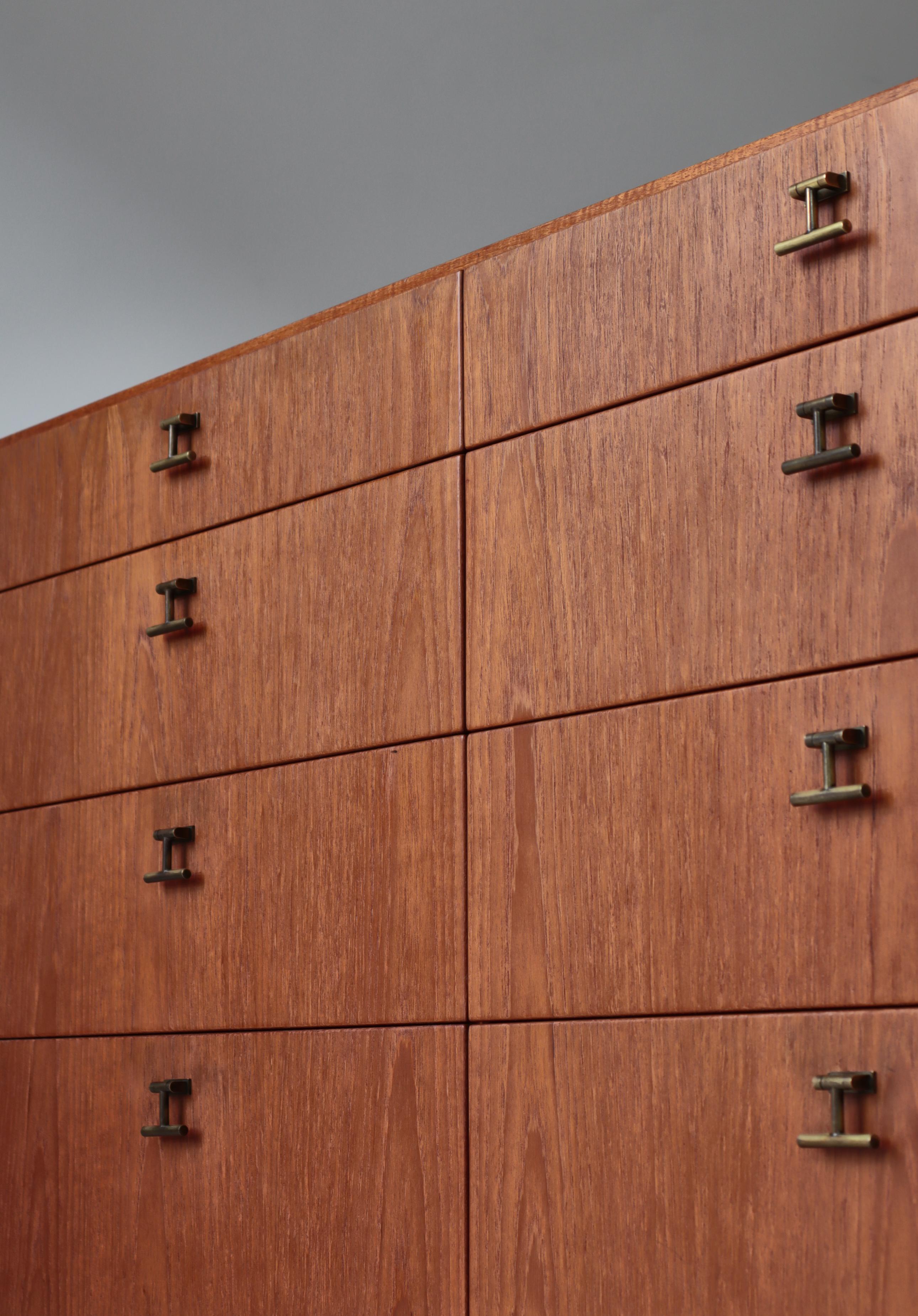 Scandinavo moderno Scandinavian Modern Chest of Drawers 
