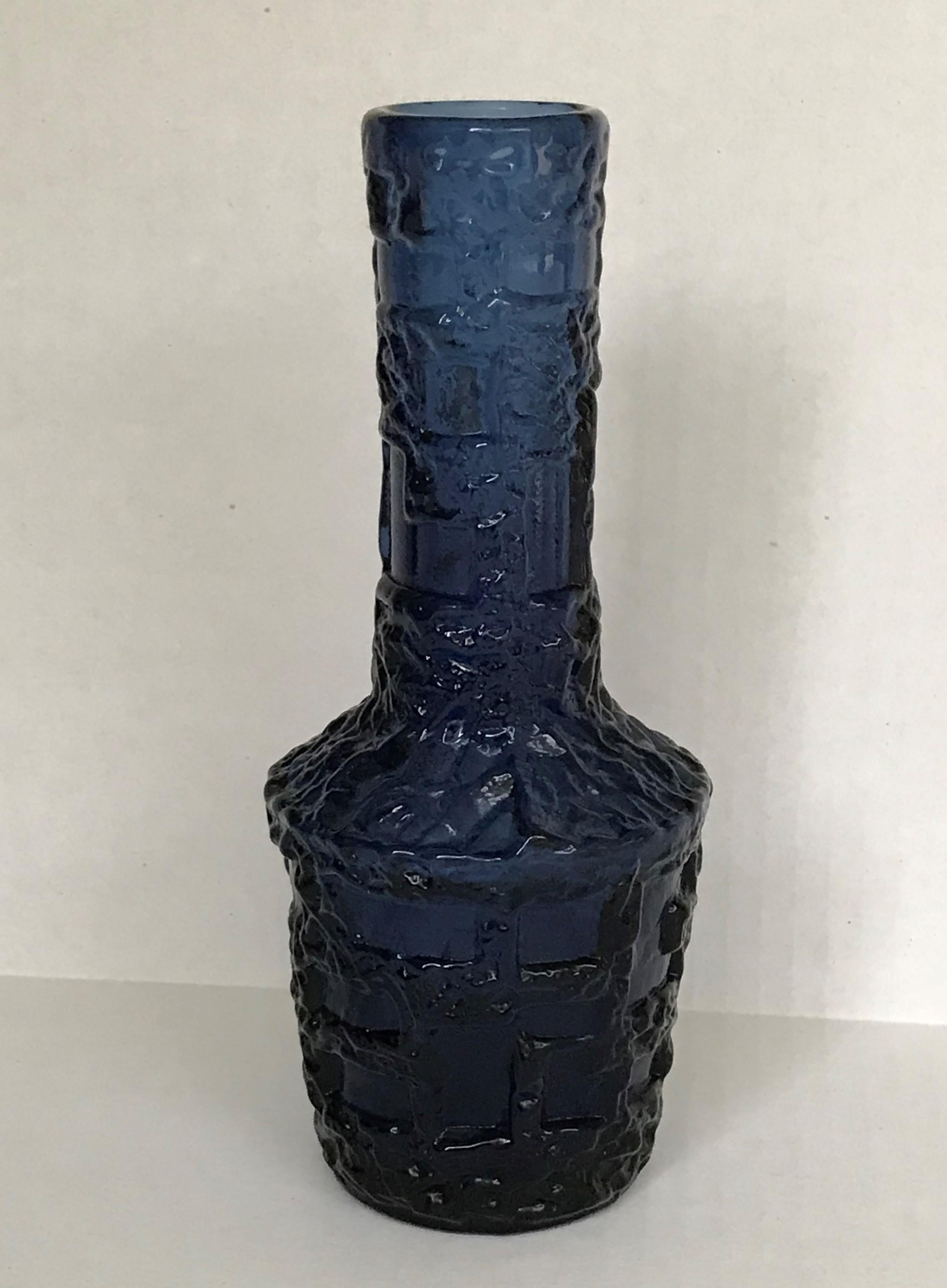 Scandinavian Modern Cobalt Blue Brutalist Vase, Göte Augustsson Ruda Sweden 1960 In Good Condition In Miami, FL