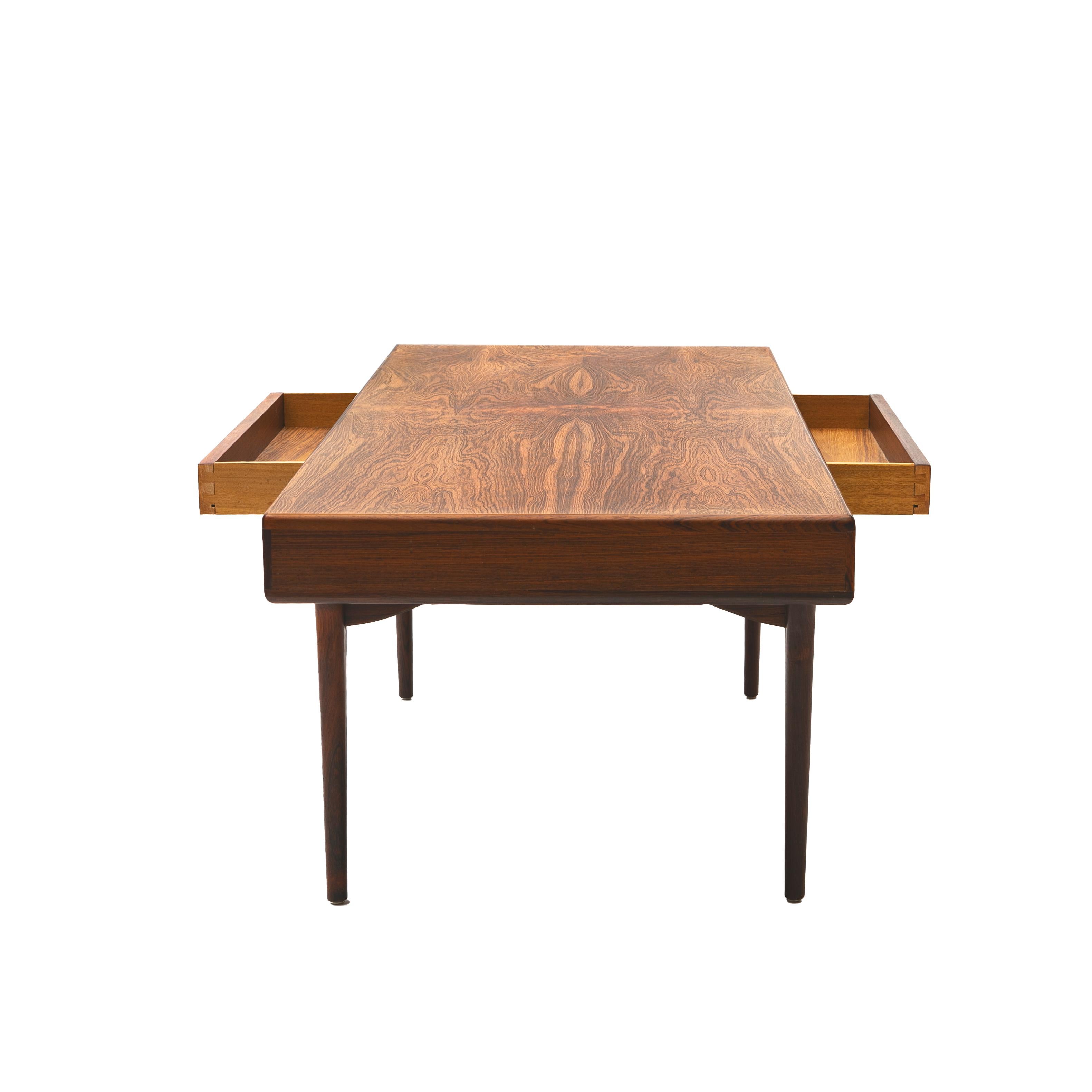 20th Century  Coffee Table by Nanna & Jørgen Ditzel For Sale