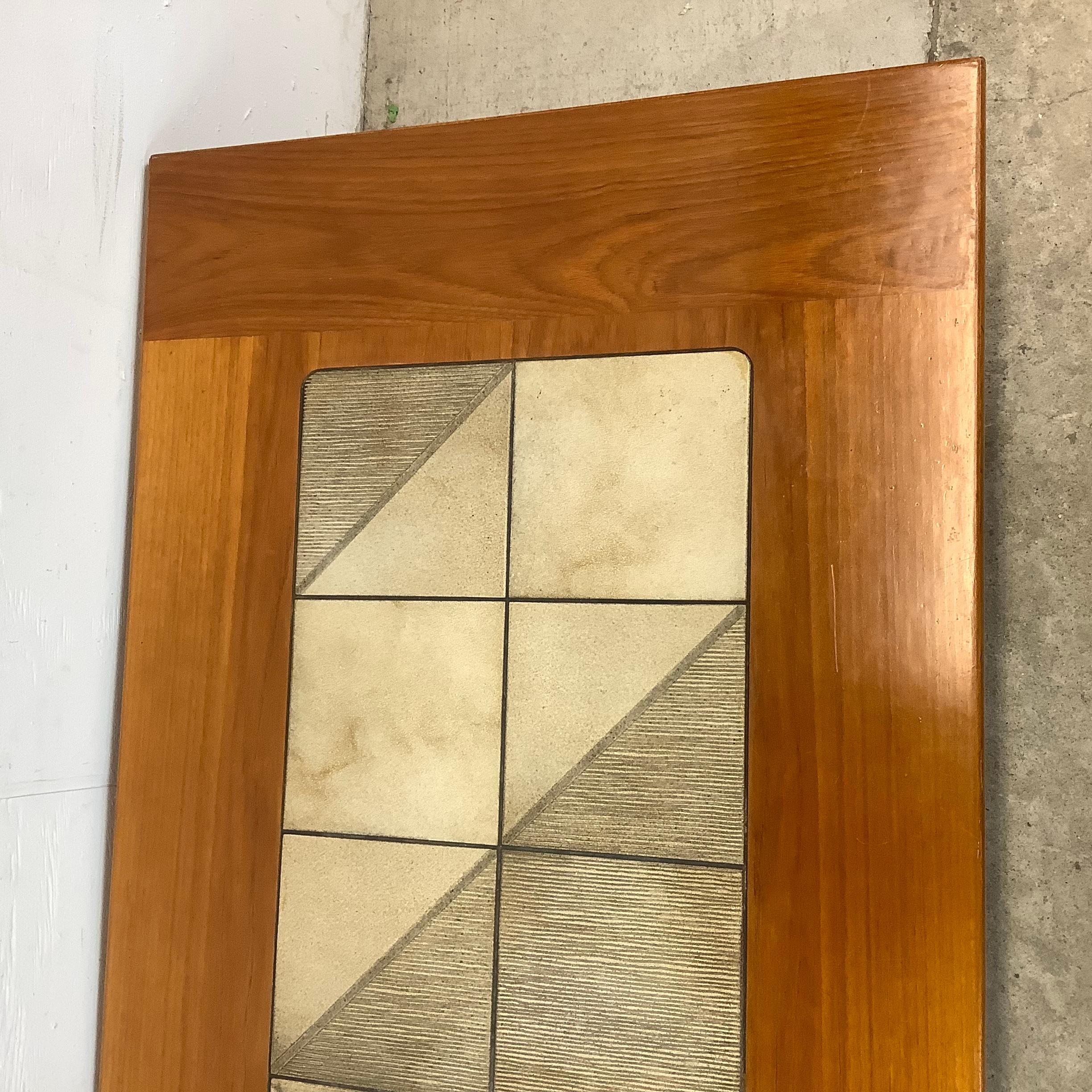 Scandinavian Modern Coffee Table 4