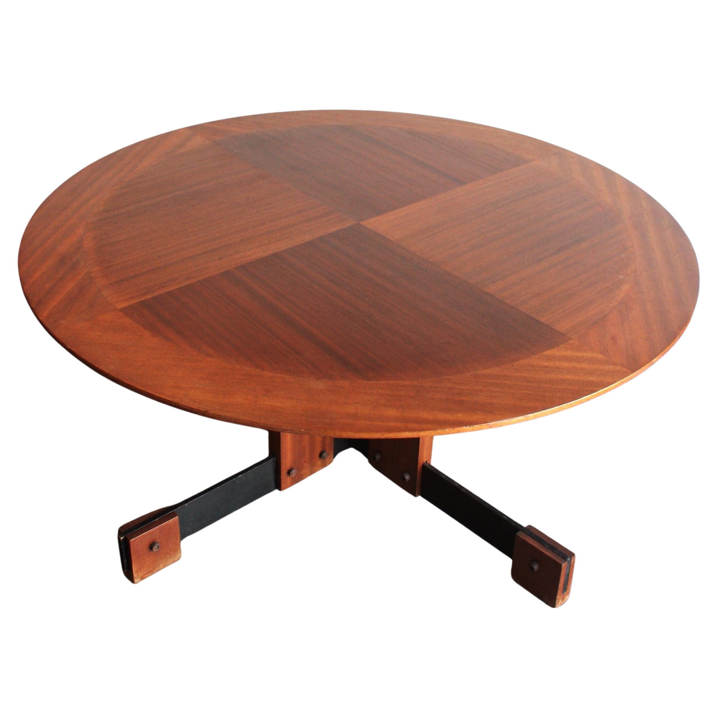 Table basse scandinave moderne en bois et en fer Bon état - En vente à Barcelona, ES