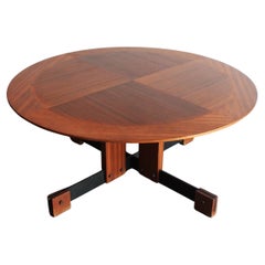 Skandinavischer moderner Couchtisch aus Holz und Eisen