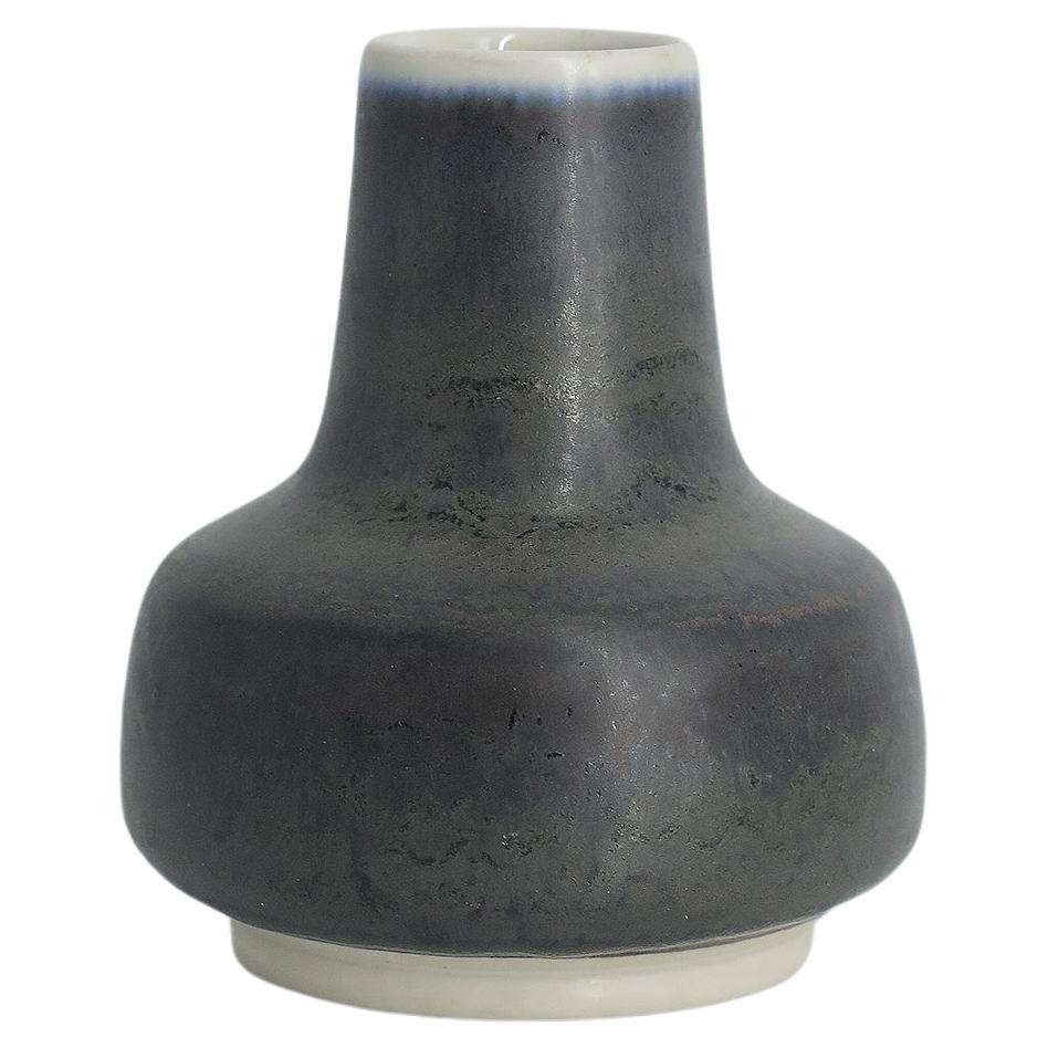 Scandinavian Modern Collectible Small Anthracite Stoneware Vase by Gunnar Borg For Sale