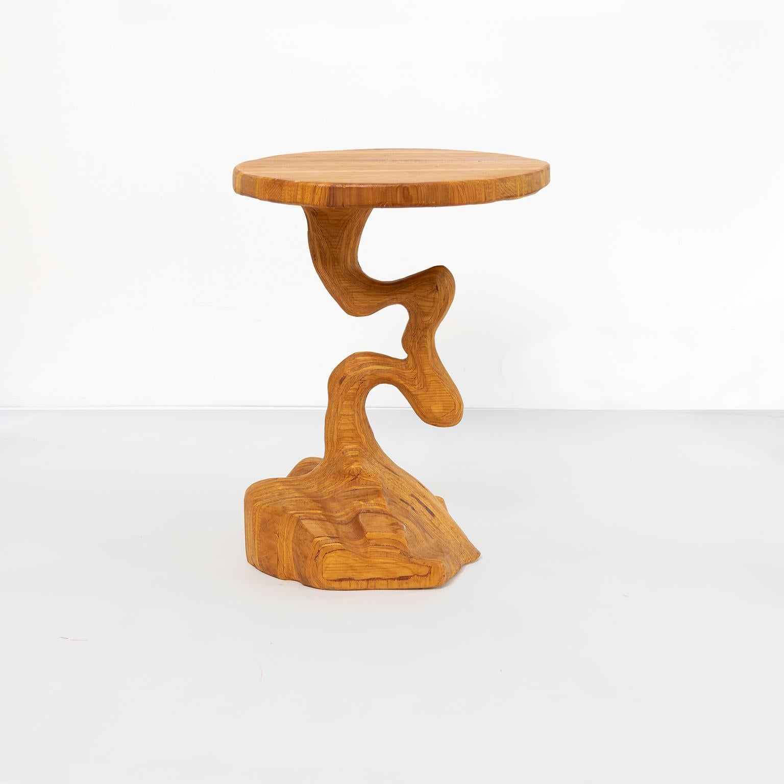 Unique ply and hand carved pine occasional table with twisted column and round top. Made in Sweden late 20th century, 

Height: 24“ Top Diameter: 17.5”.