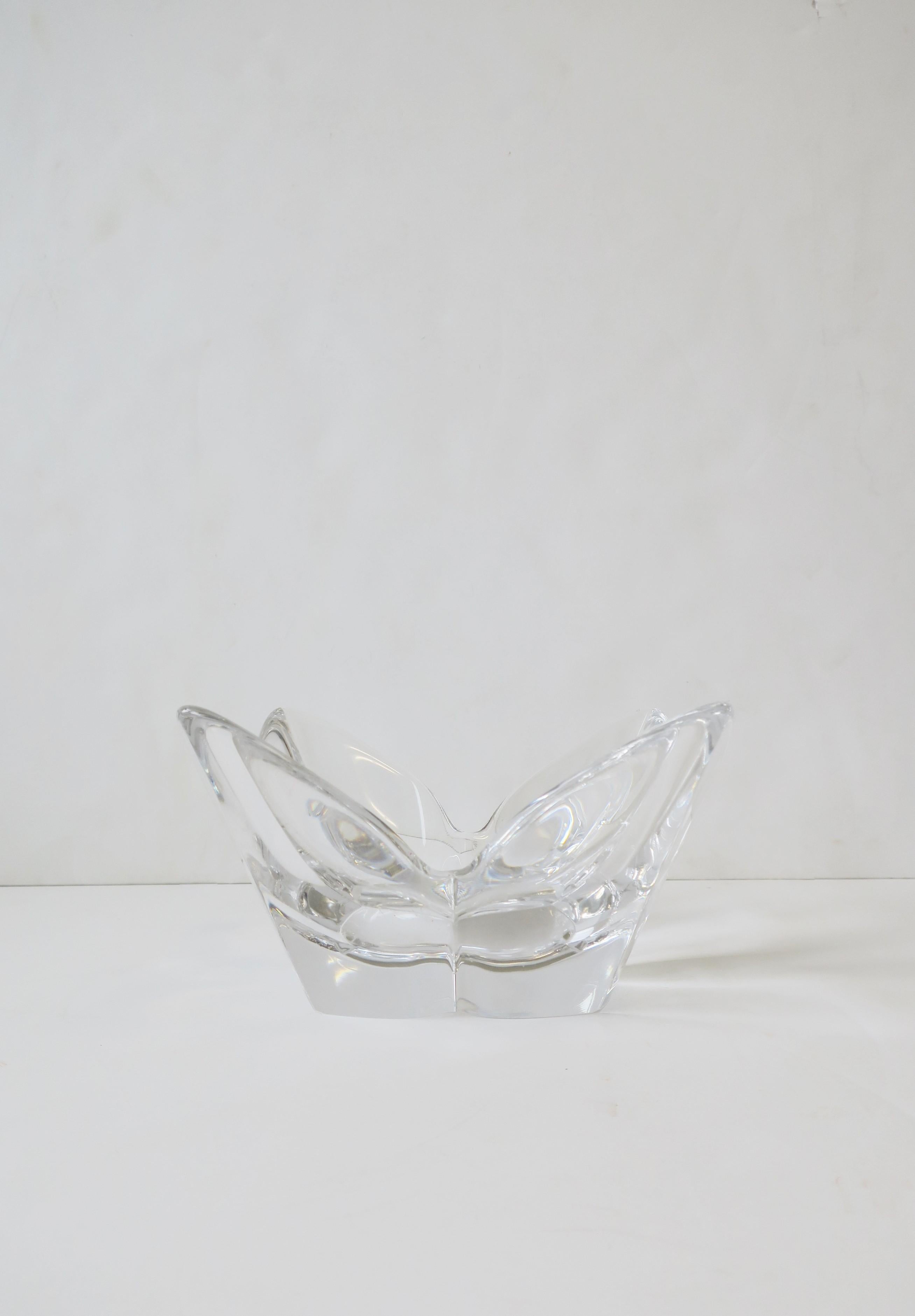 Scandinavian Modern Crystal Lotus Bowl by Designer Lars Hellsten For Sale 5