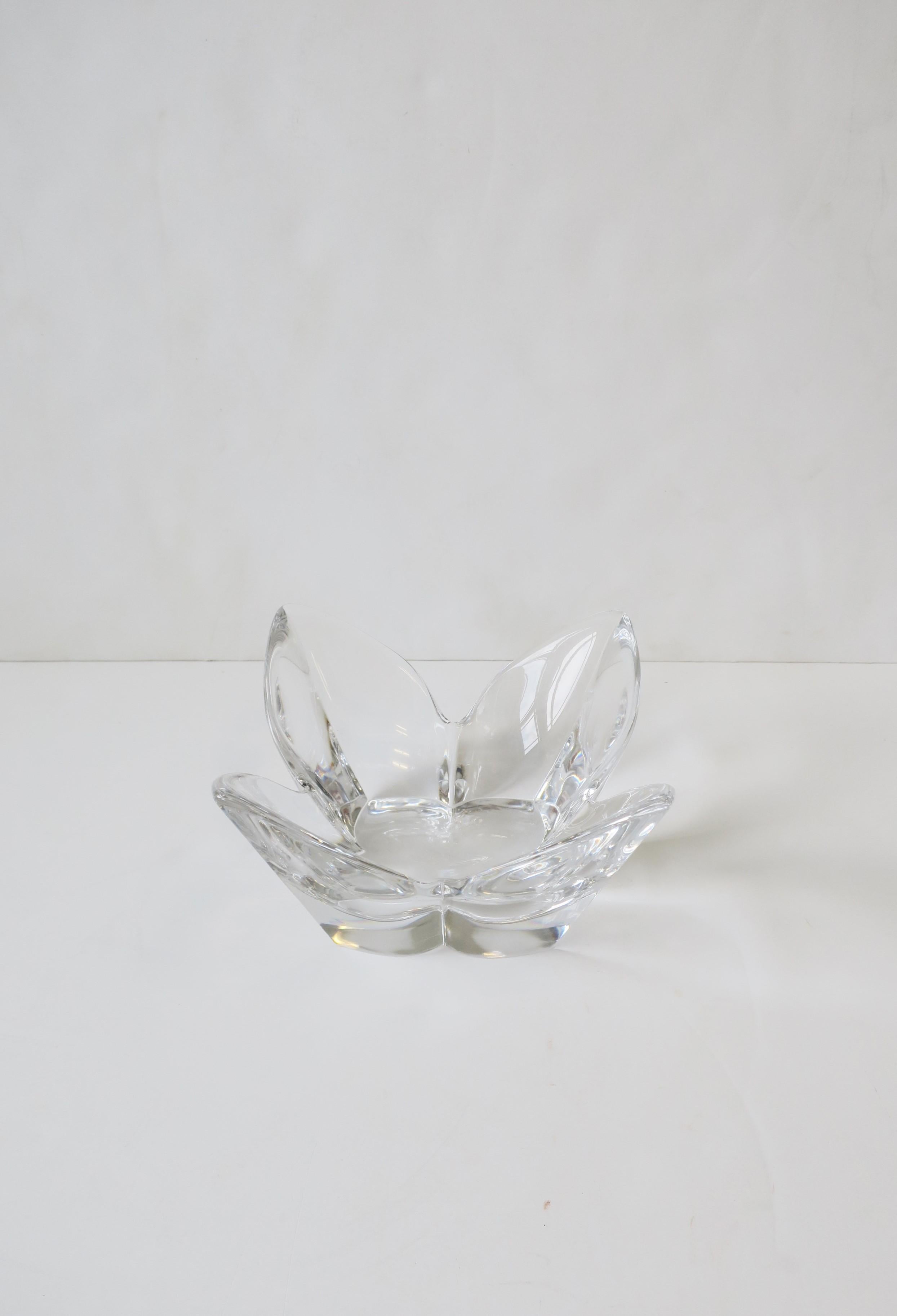 Scandinavian Modern Crystal Lotus Bowl by Designer Lars Hellsten For Sale 6