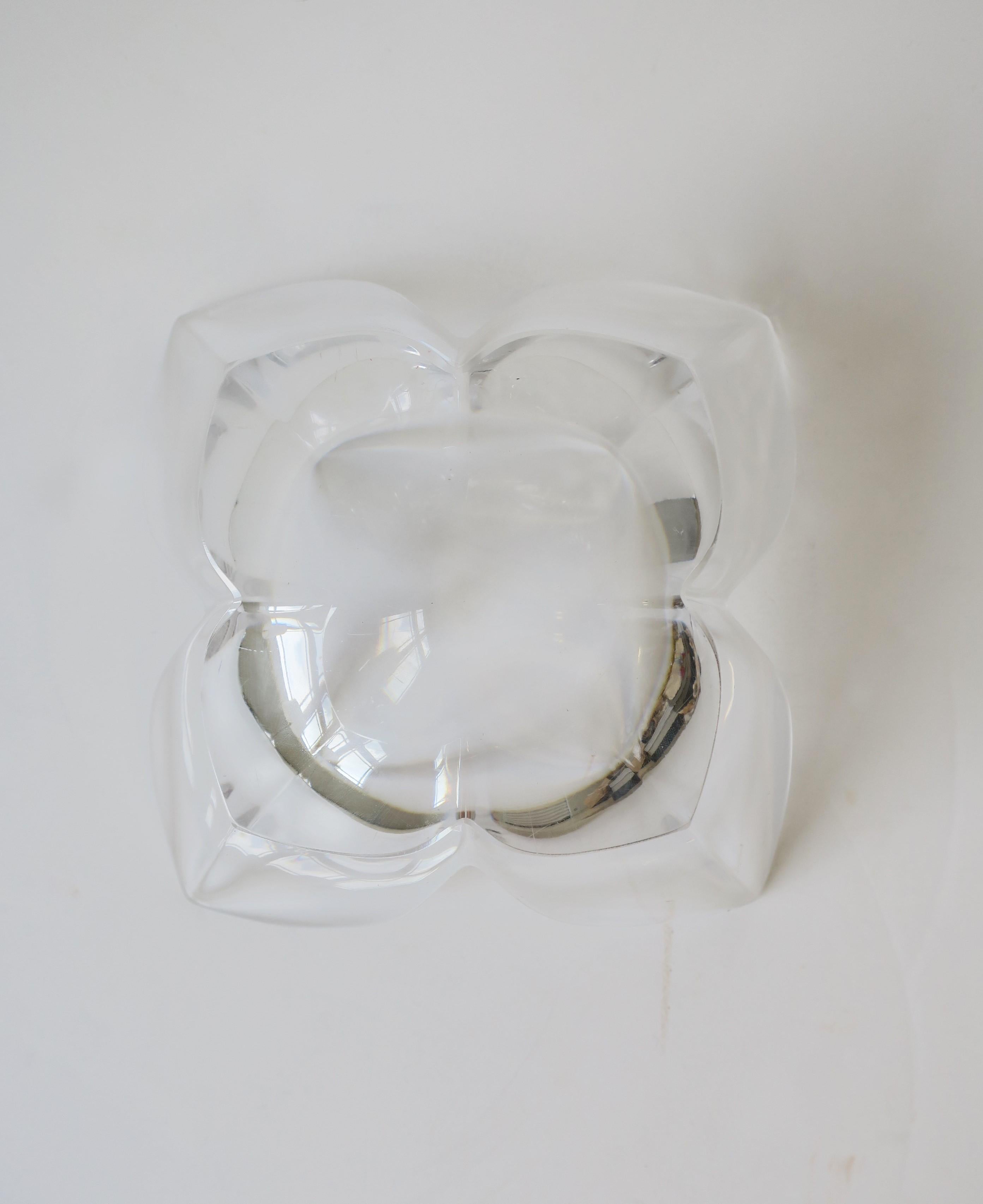 Scandinavian Modern Crystal Lotus Bowl by Designer Lars Hellsten For Sale 7