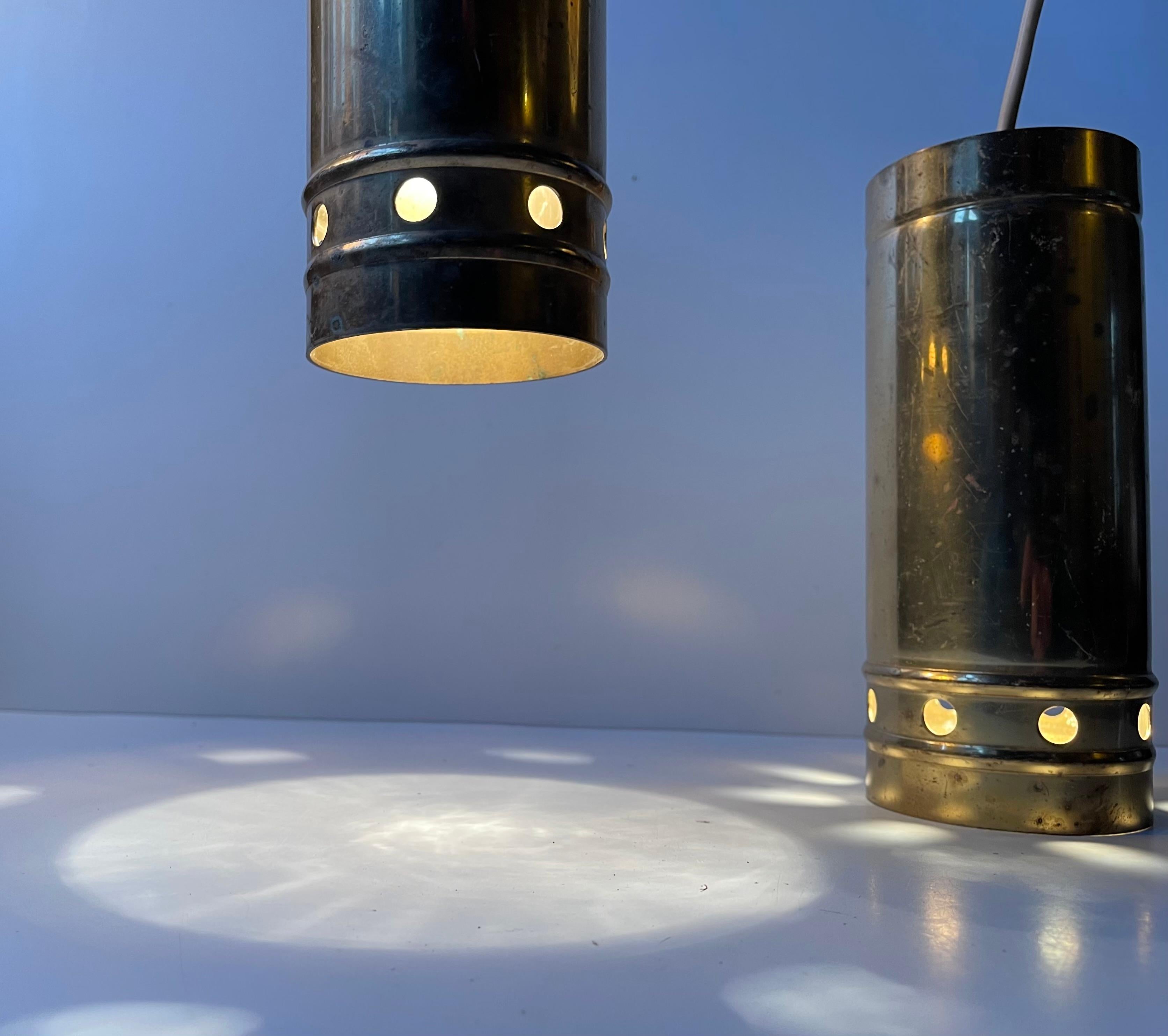 Lampade a sospensione cilindriche in ottone The Modern Scandinavian, anni '70 In condizioni buone in vendita a Esbjerg, DK